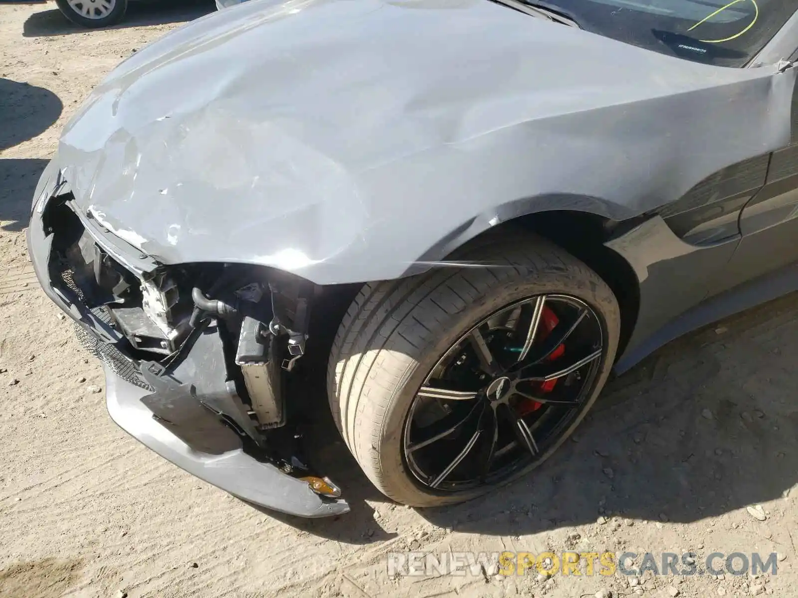 9 Photograph of a damaged car SCFSMGAW4KGN01316 ASTON MARTIN ALL MODELS 2019