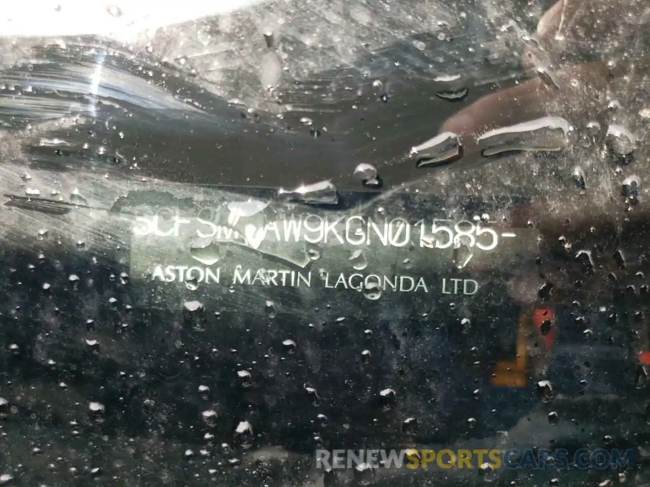 10 Photograph of a damaged car SCFSMGAW9KGN01585 ASTON MARTIN ALL MODELS 2019