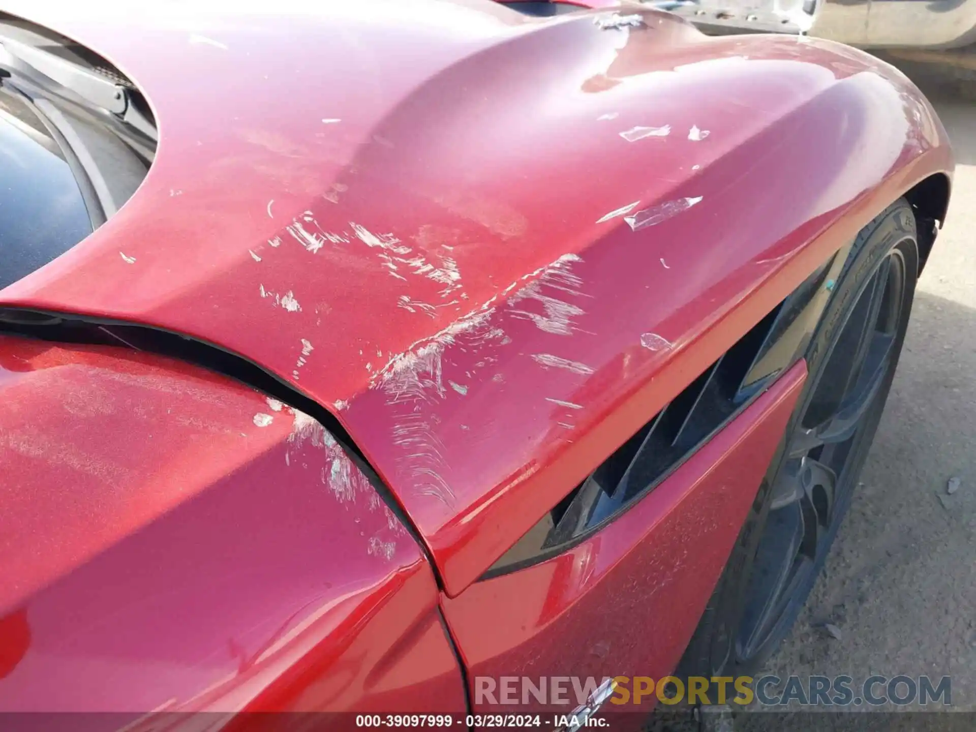 18 Photograph of a damaged car SCFRMHAV5KGR00022 ASTON MARTIN DBS 2019