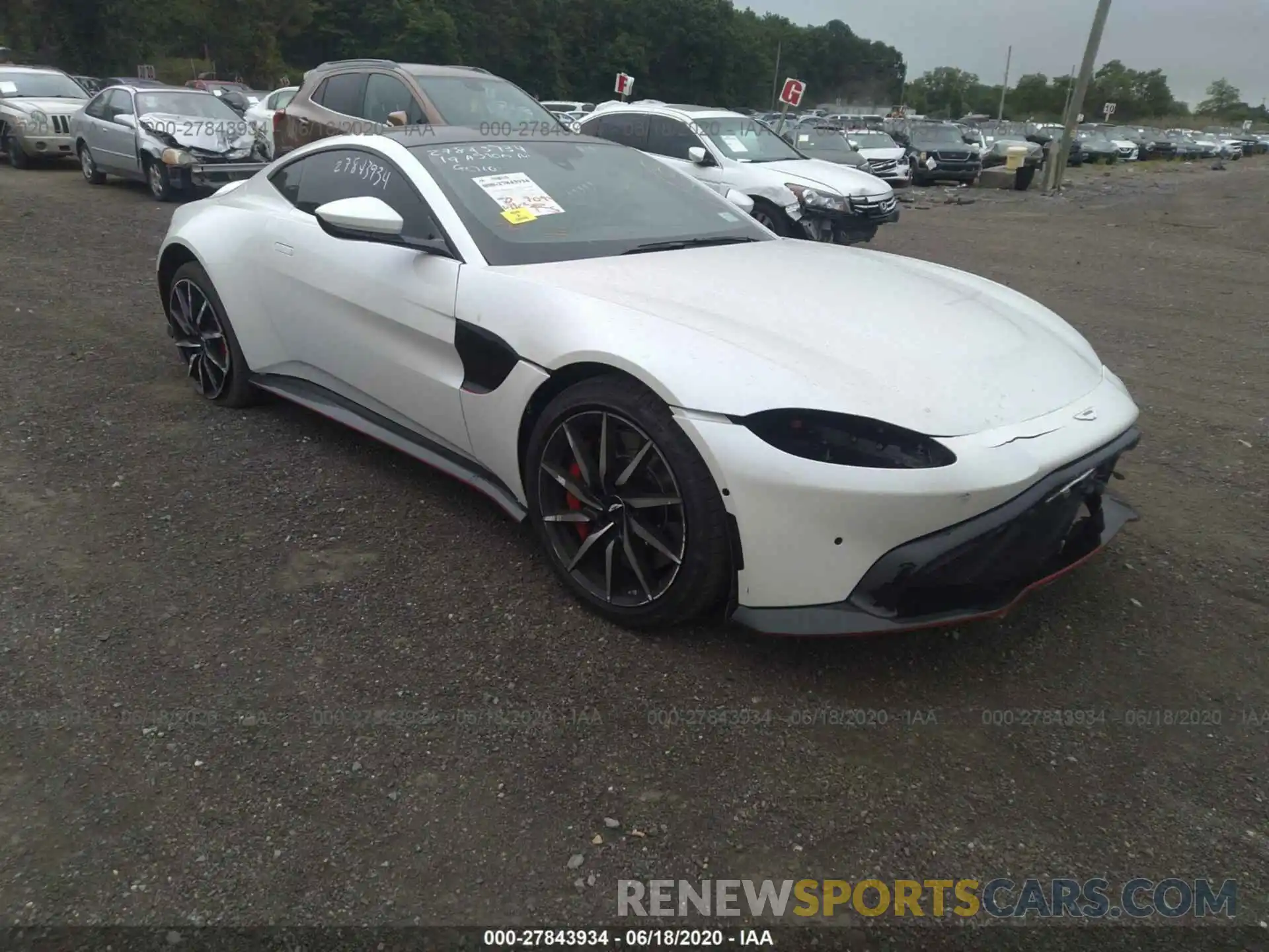 1 Photograph of a damaged car SCFSMGAW5KGN00952 ASTON MARTIN VANTAGE 2019