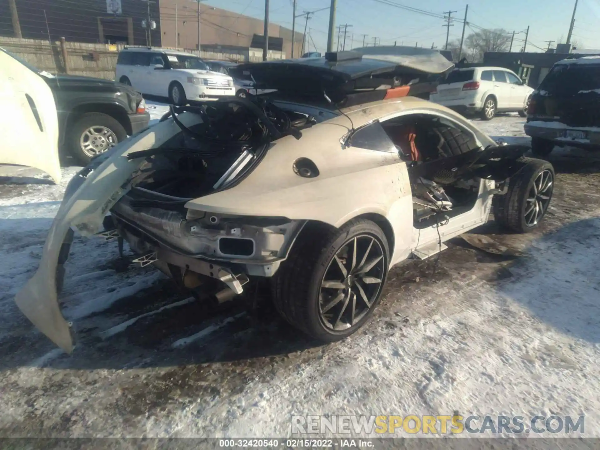 4 Photograph of a damaged car SCFSMGAW0LGN03842 ASTON MARTIN VANTAGE 2020