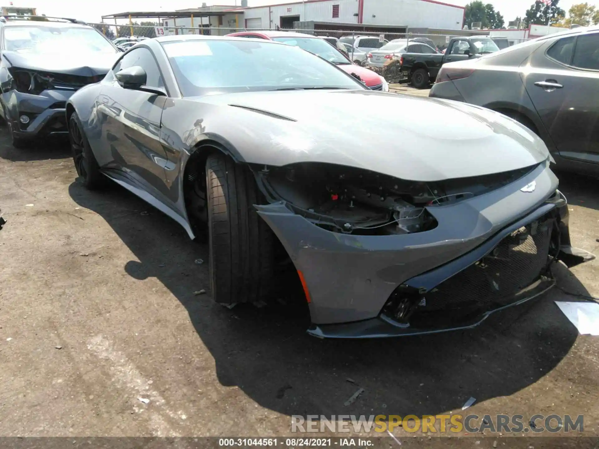 1 Photograph of a damaged car SCFSMGAW0LGN03971 ASTON MARTIN VANTAGE 2020