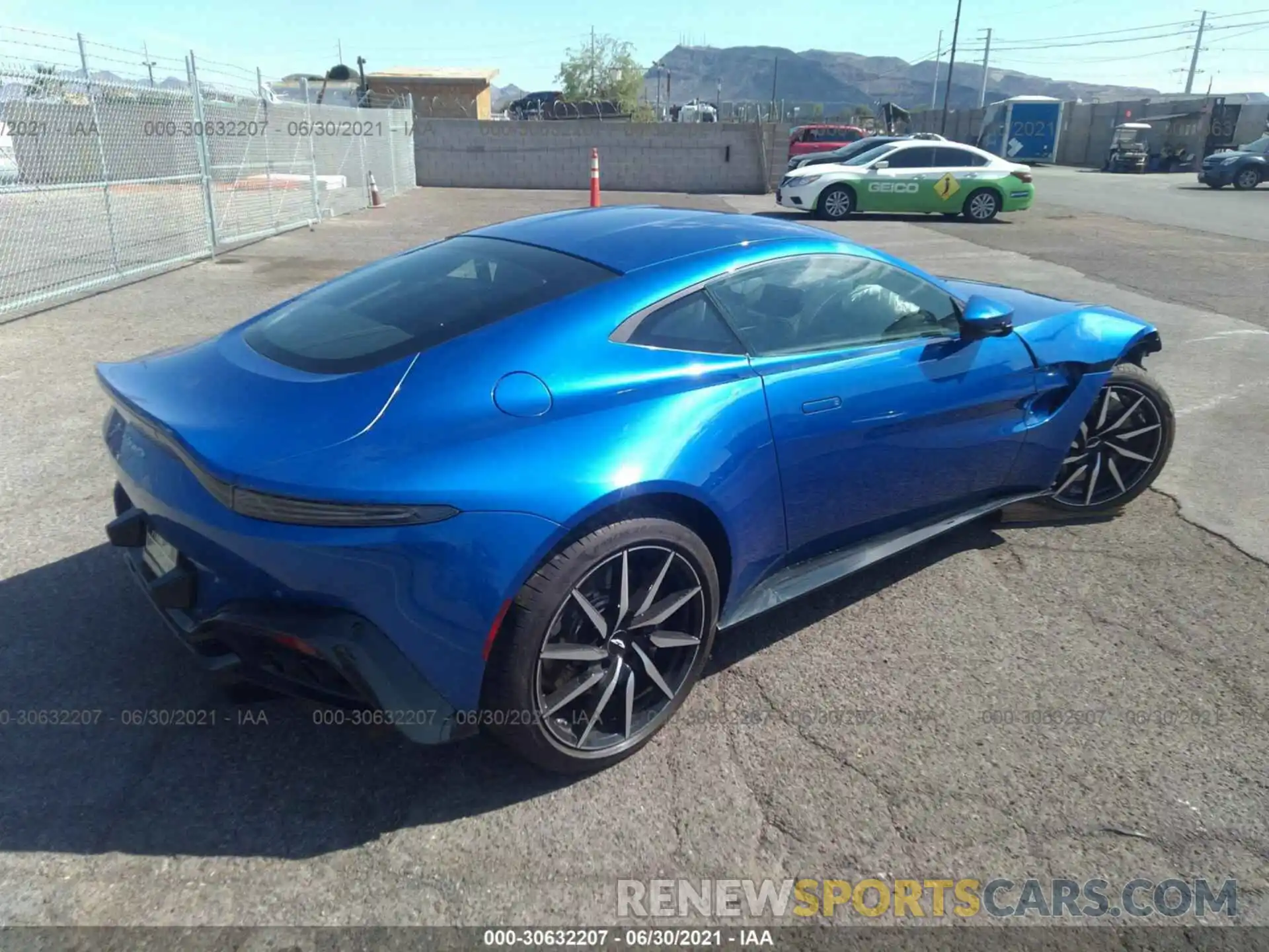 4 Photograph of a damaged car SCFSMGAW6LGN03814 ASTON MARTIN VANTAGE 2020