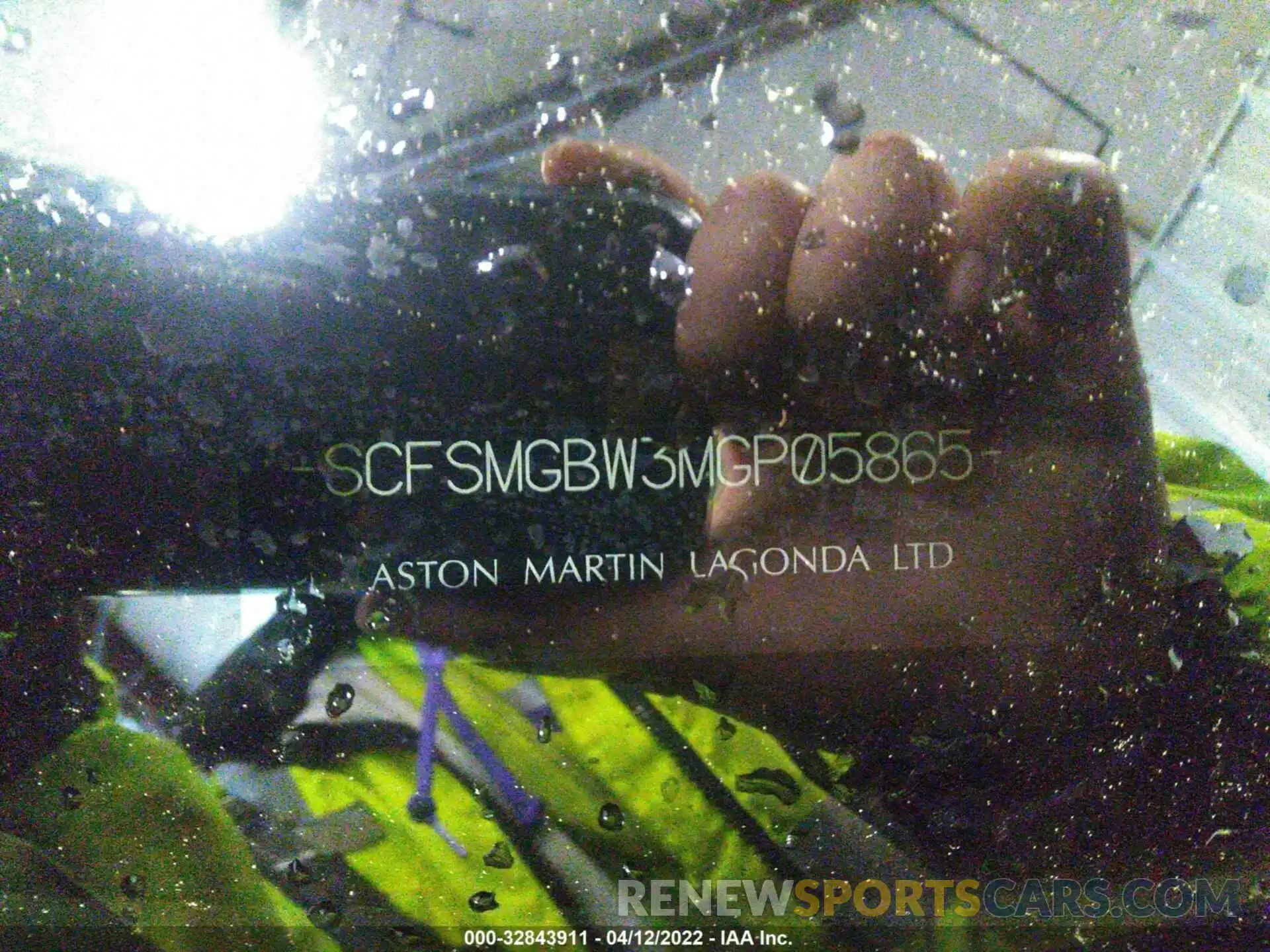 9 Photograph of a damaged car SCFSMGBW3MGP05865 ASTON MARTIN VANTAGE 2021