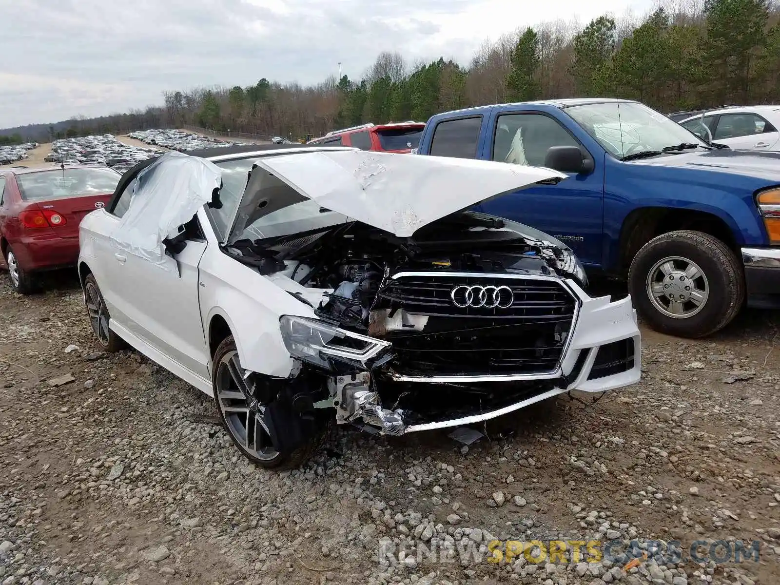 1 Photograph of a damaged car WAU5ULFF5K1032363 AUDI A3 2019