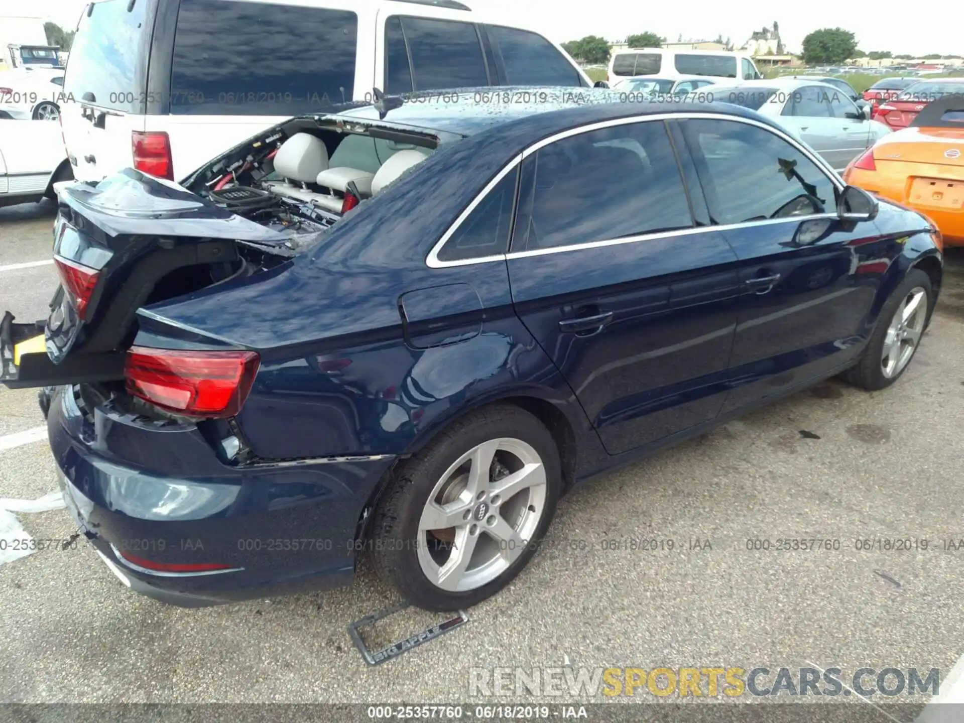 4 Photograph of a damaged car WAUAUGFF0K1009398 AUDI A3 2019