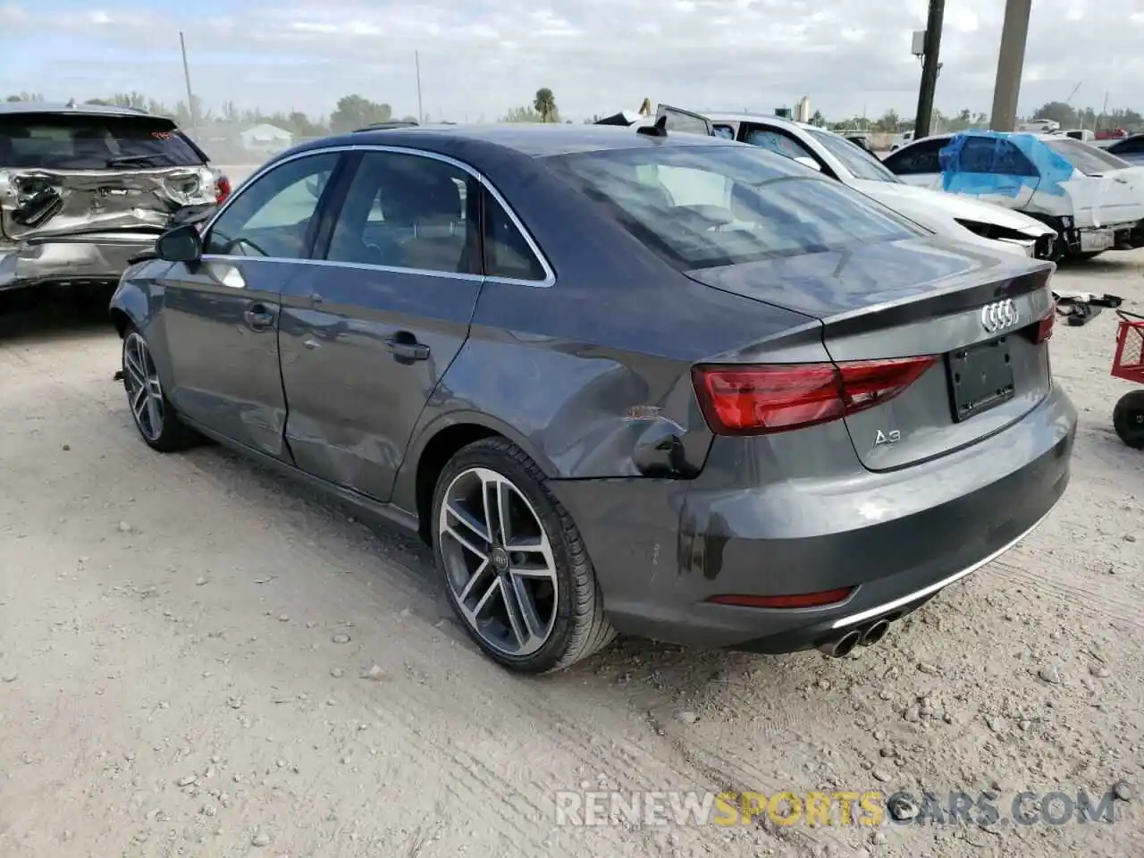 3 Photograph of a damaged car WAUAUGFF0KA070573 AUDI A3 2019