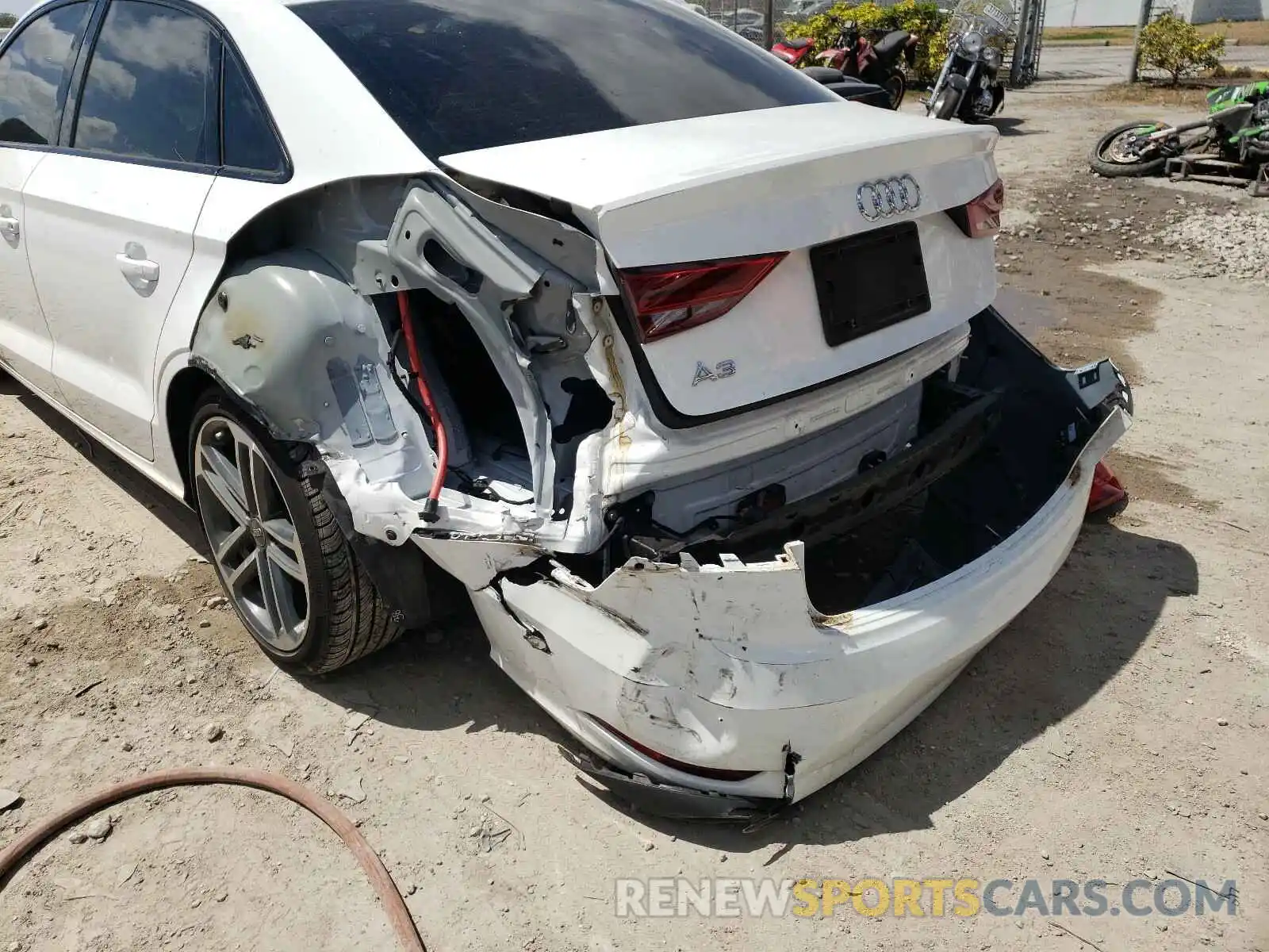 9 Photograph of a damaged car WAUAUGFF0KA089835 AUDI A3 2019