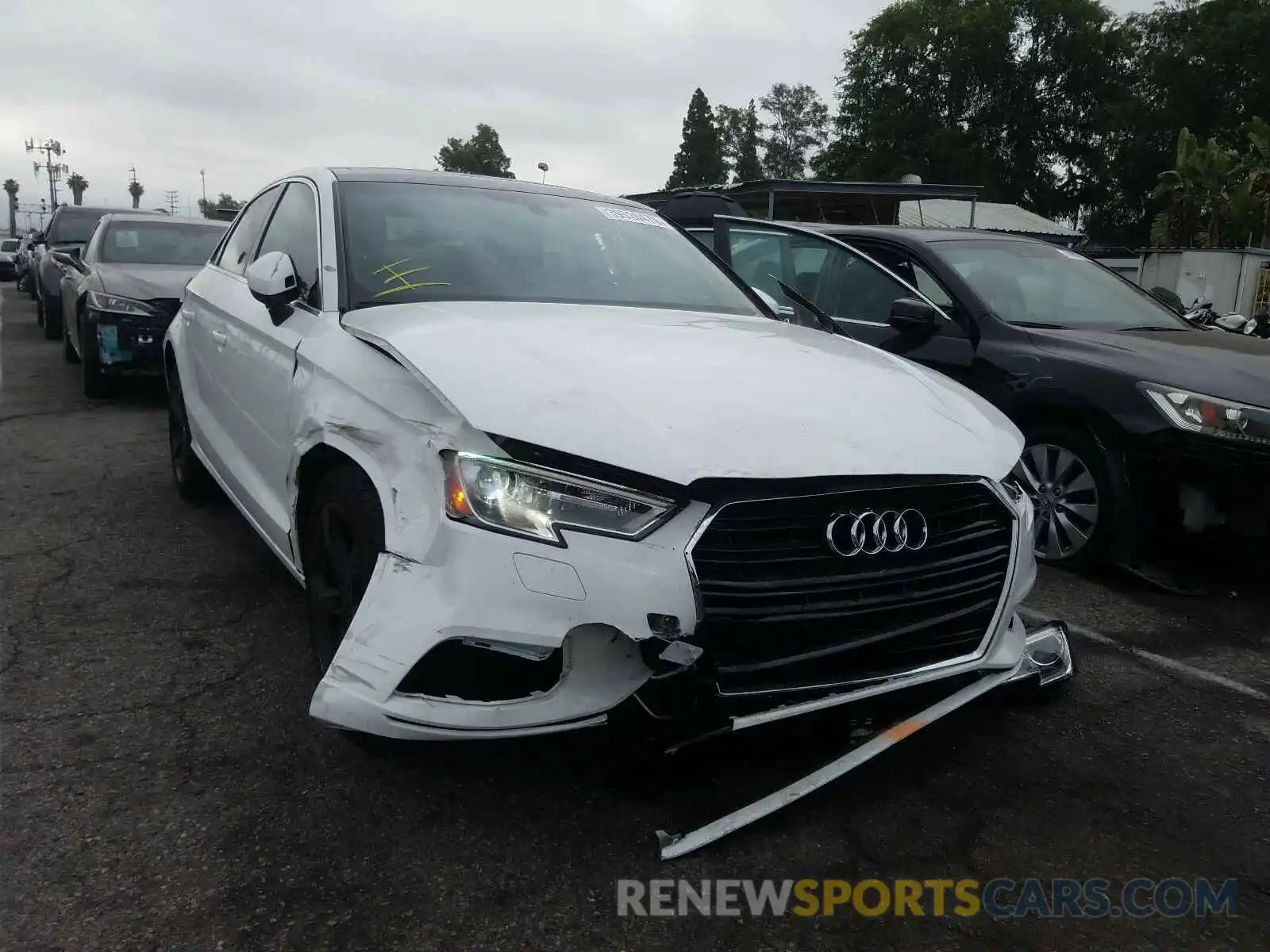 1 Photograph of a damaged car WAUAUGFF3K1010917 AUDI A3 2019