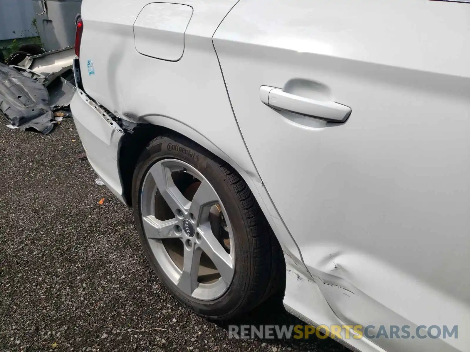 9 Photograph of a damaged car WAUAUGFF4K1024454 AUDI A3 2019