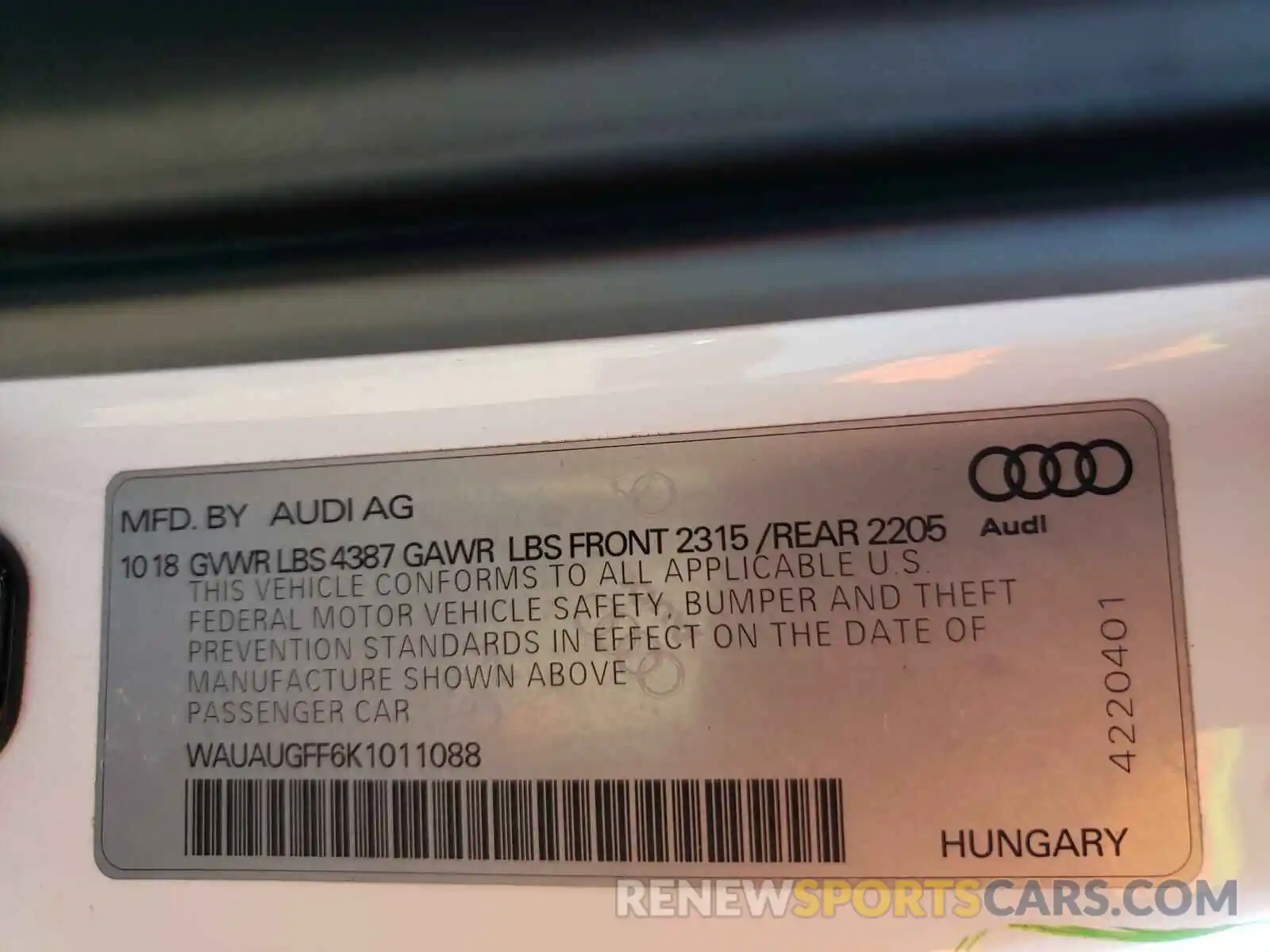 10 Photograph of a damaged car WAUAUGFF6K1011088 AUDI A3 2019