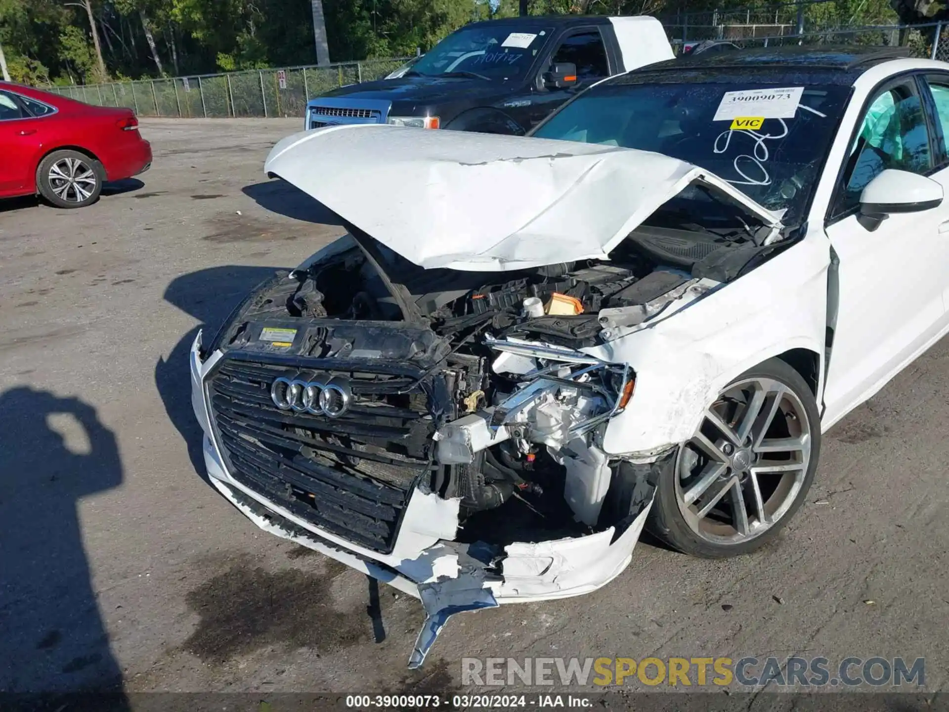 6 Фотография поврежденного автомобиля WAUAUGFF7KA116206 AUDI A3 2019