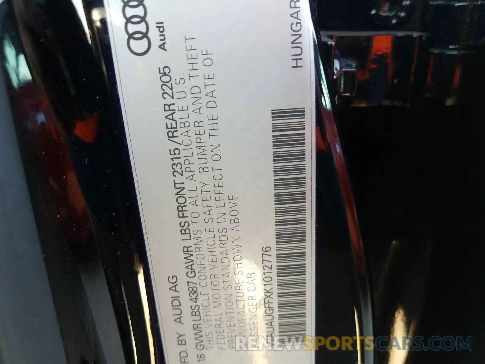 10 Фотография поврежденного автомобиля WAUAUGFFXK1012776 AUDI A3 2019