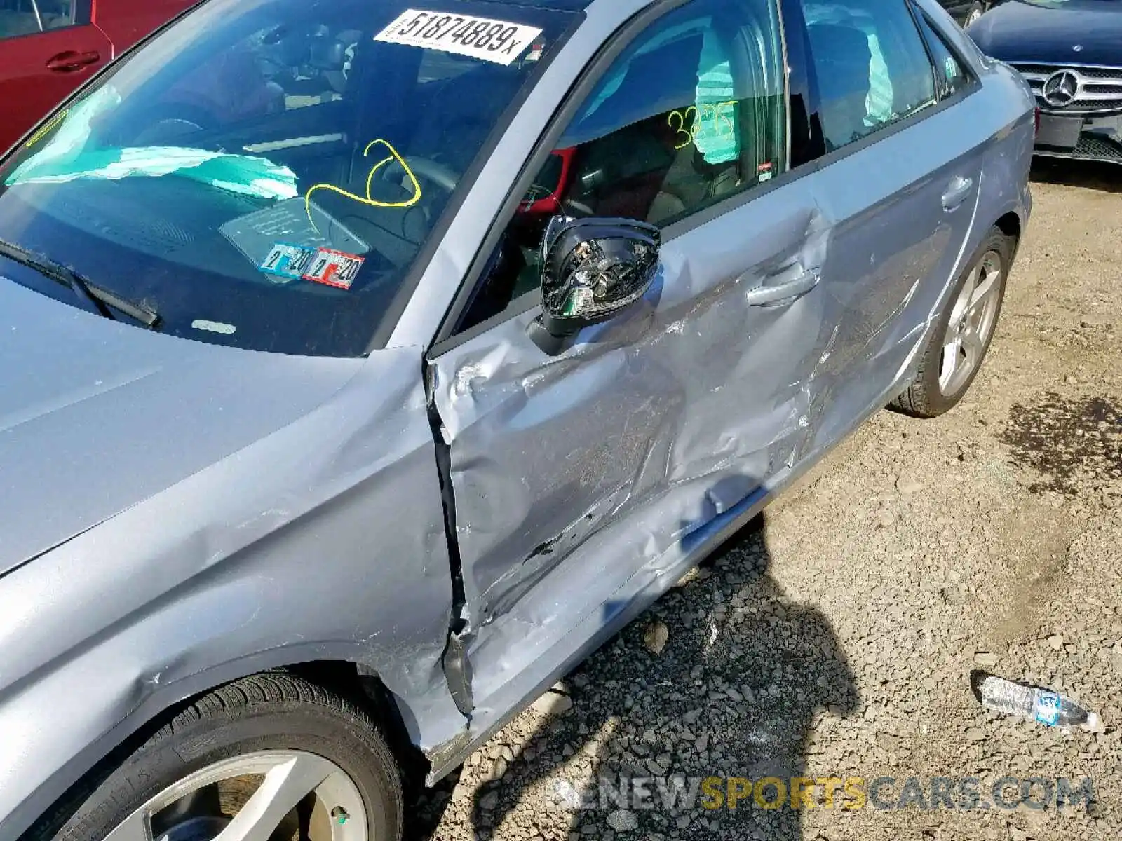 9 Photograph of a damaged car WAUBEGFF7K1018052 AUDI A3 2019