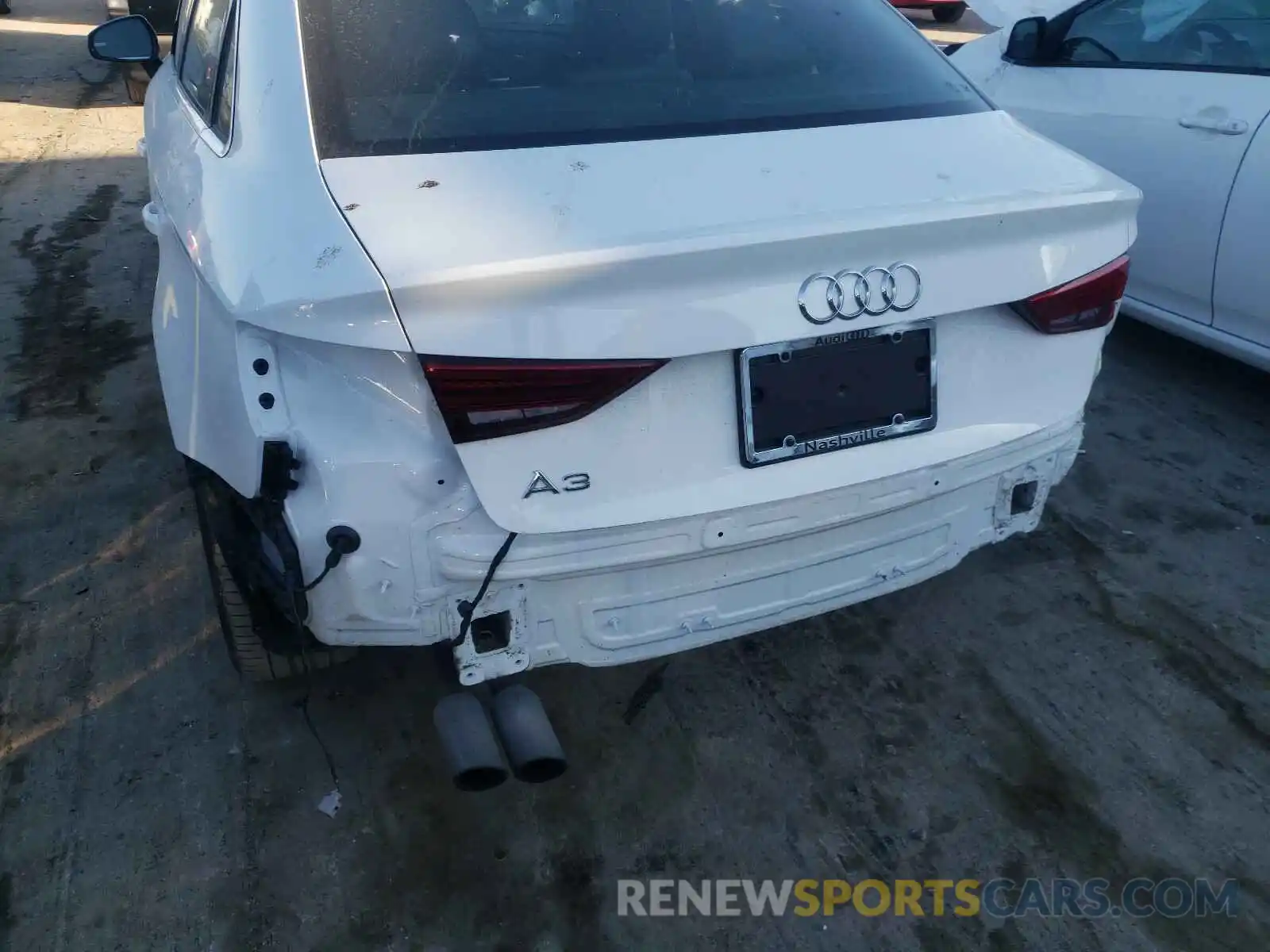 9 Photograph of a damaged car WAUGUGFF9K1011306 AUDI A3 2019