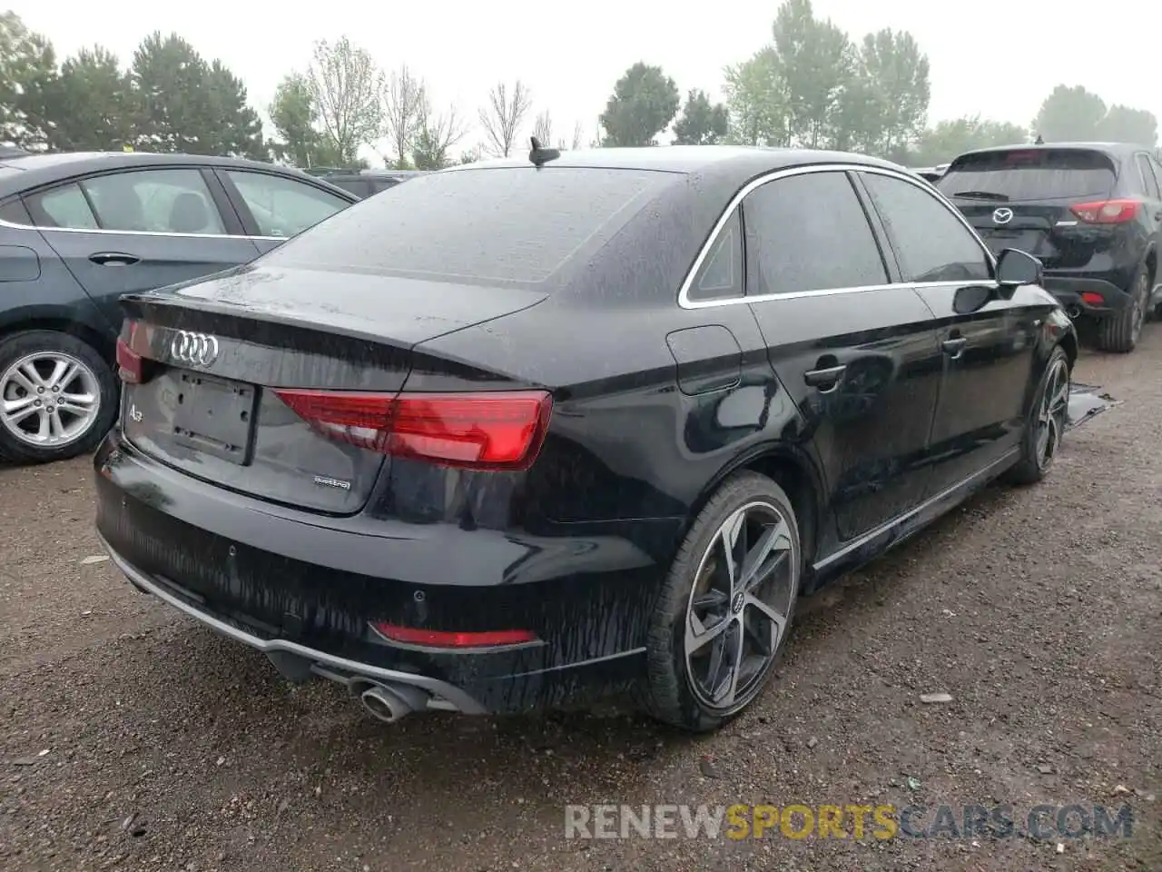 4 Фотография поврежденного автомобиля WAUJEGFF1K1021802 AUDI A3 2019