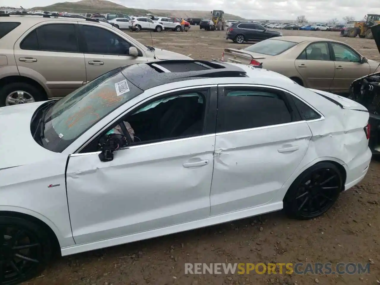 9 Photograph of a damaged car WAUJEGFF5K1017557 AUDI A3 2019