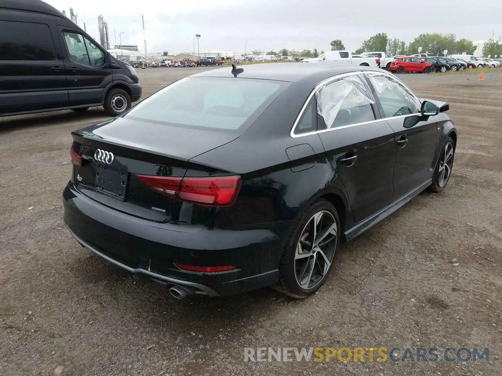 4 Фотография поврежденного автомобиля WAUJEGFF8K1018699 AUDI A3 2019