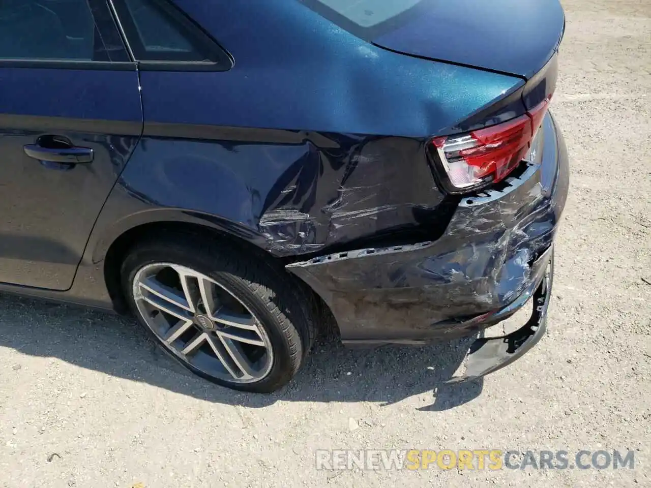 9 Photograph of a damaged car WAUAUGFF5LA097494 AUDI A3 2020