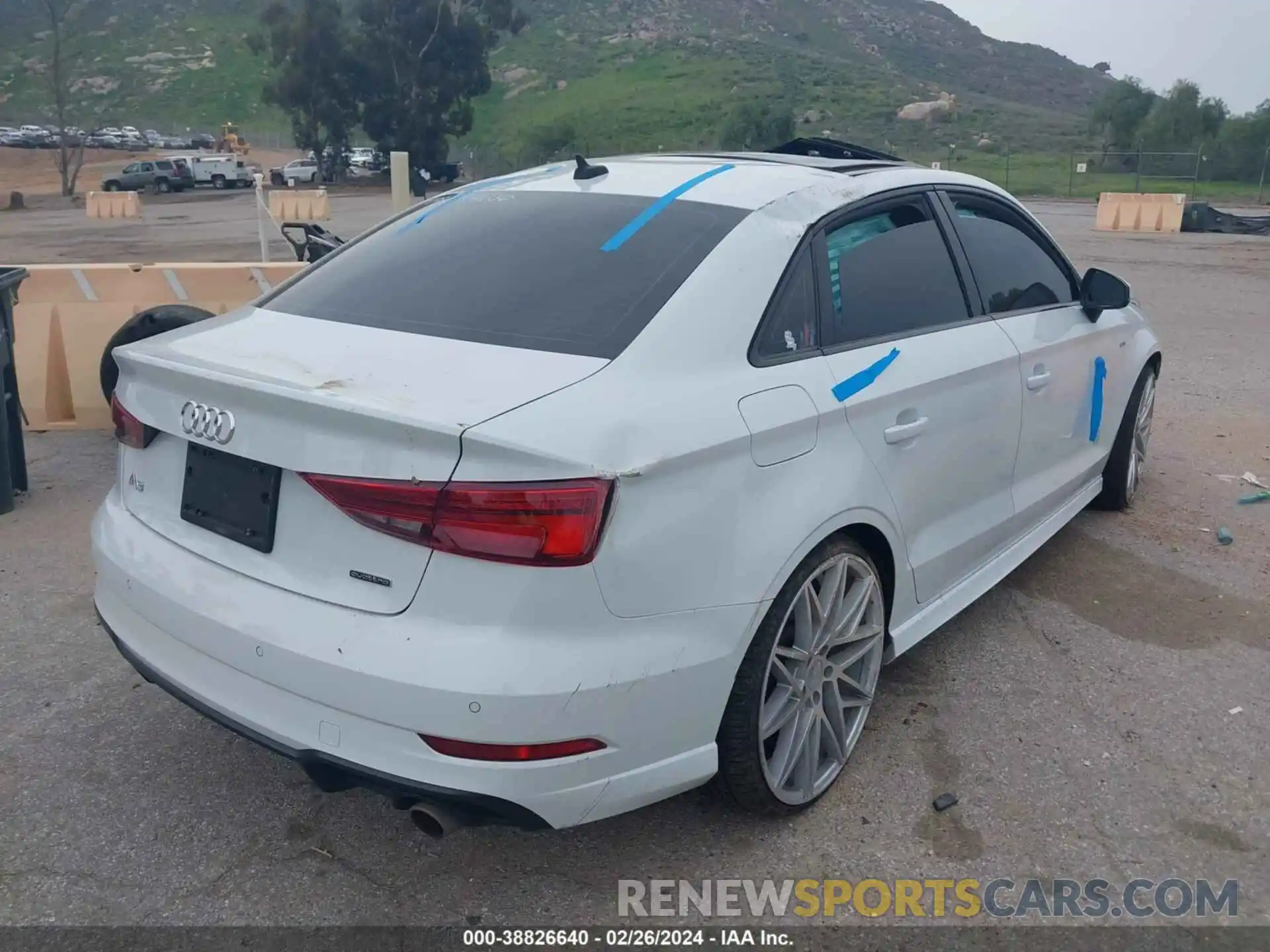 4 Photograph of a damaged car WAUBEGFF0LA032943 AUDI A3 2020