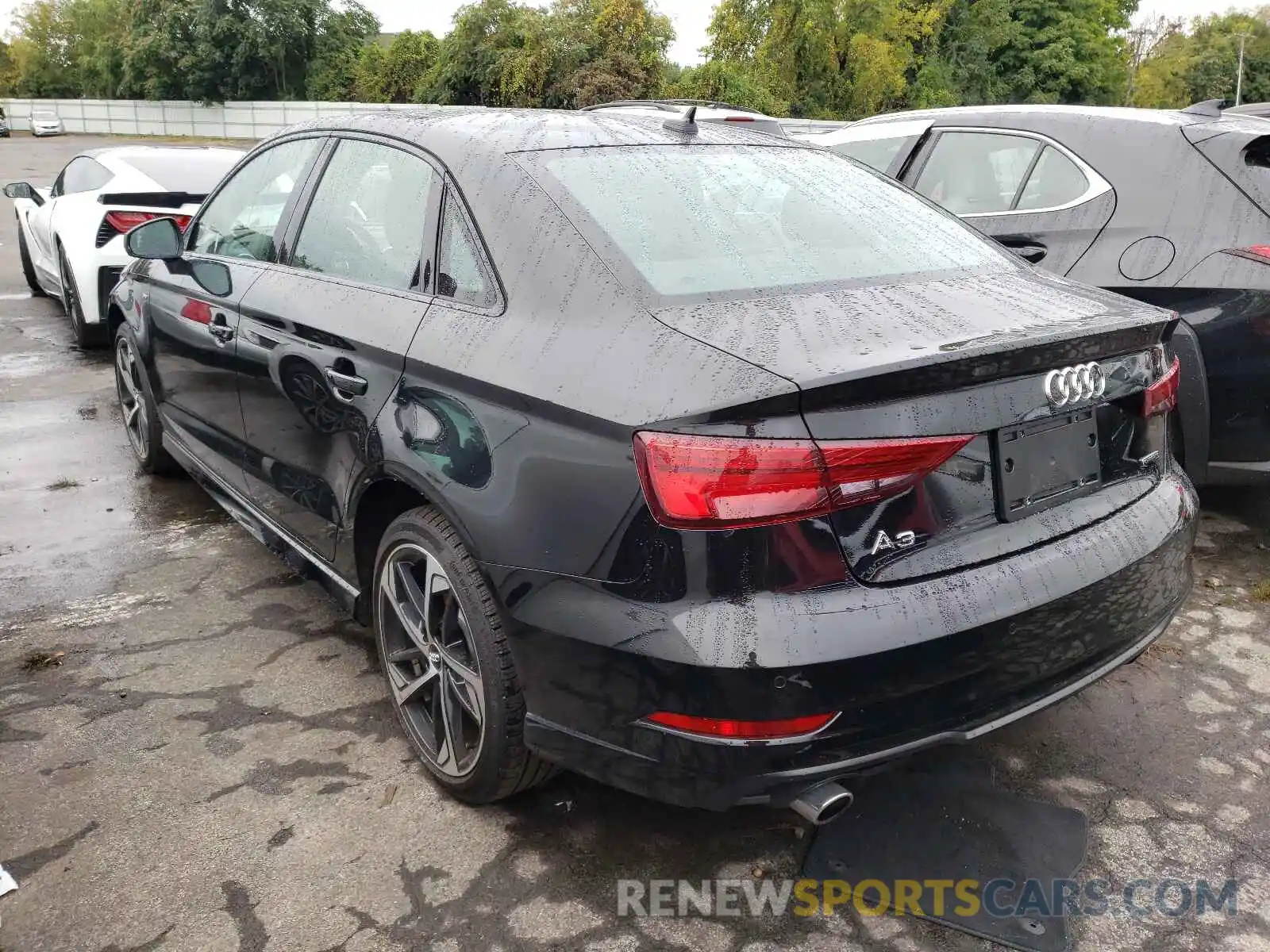 3 Фотография поврежденного автомобиля WAUBEGFF4LA102914 AUDI A3 2020