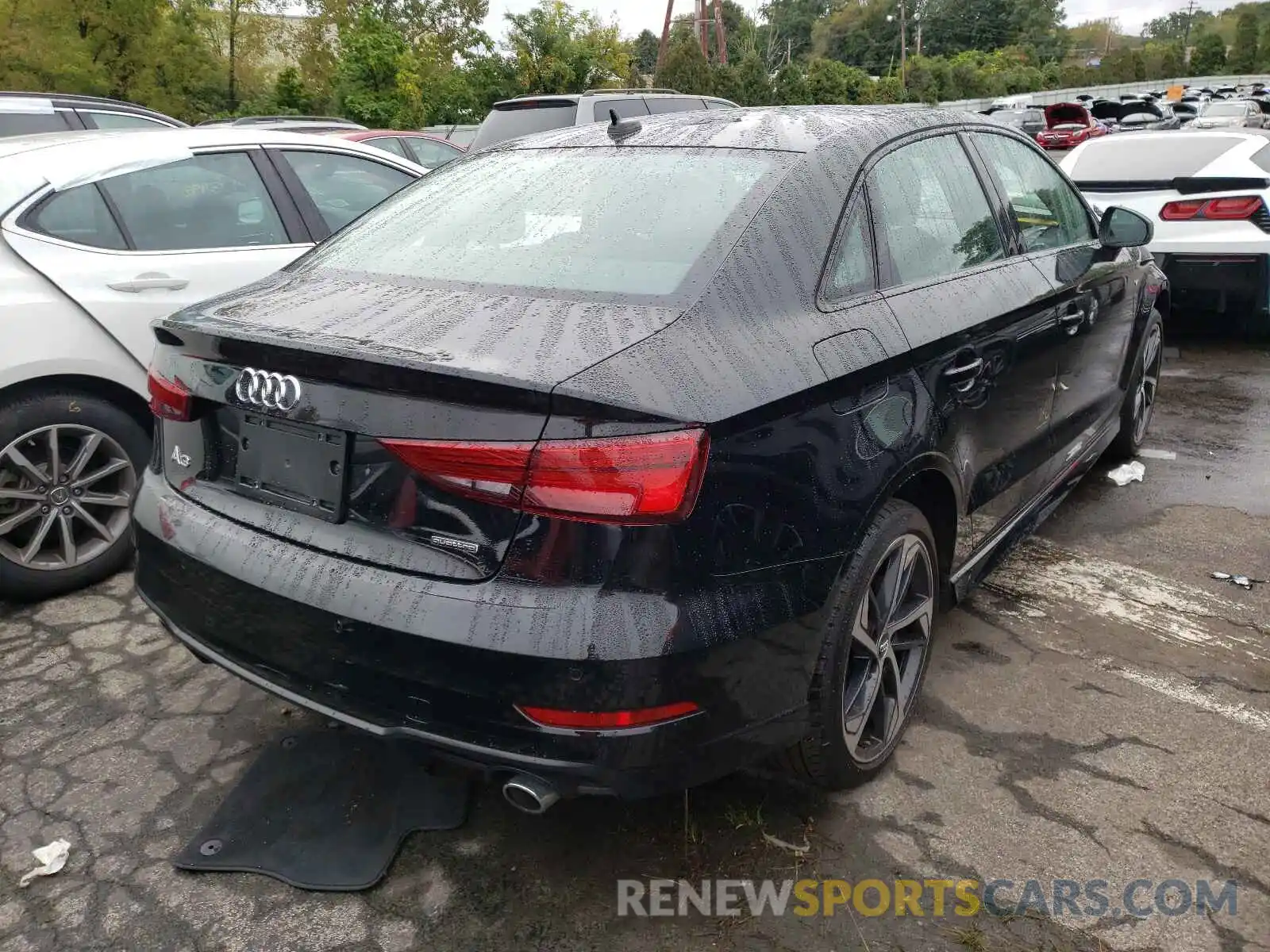 4 Фотография поврежденного автомобиля WAUBEGFF4LA102914 AUDI A3 2020