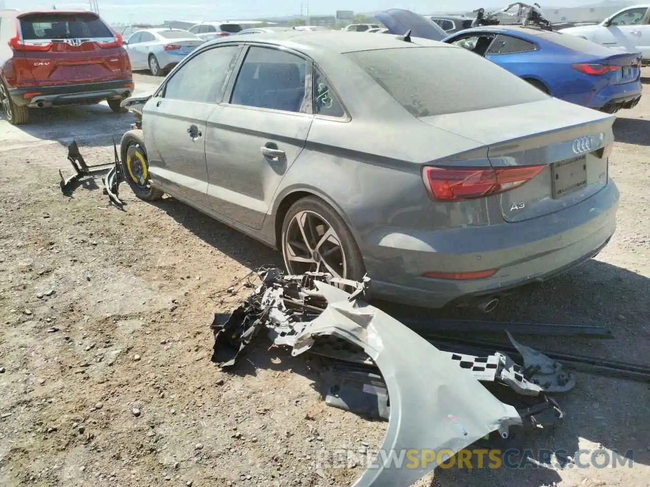 3 Фотография поврежденного автомобиля WAUBEGFF7LA054888 AUDI A3 2020