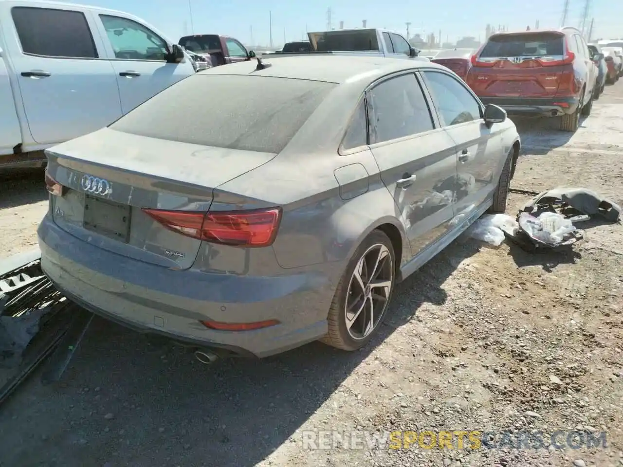 4 Фотография поврежденного автомобиля WAUBEGFF7LA054888 AUDI A3 2020