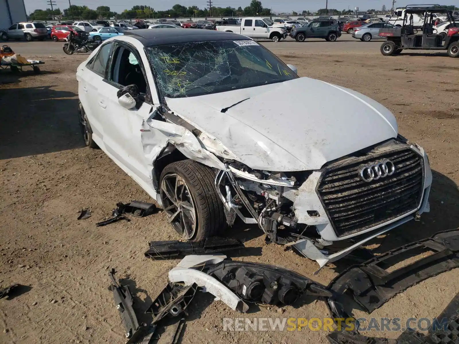 1 Photograph of a damaged car WAUBEGFF7LA079581 AUDI A3 2020