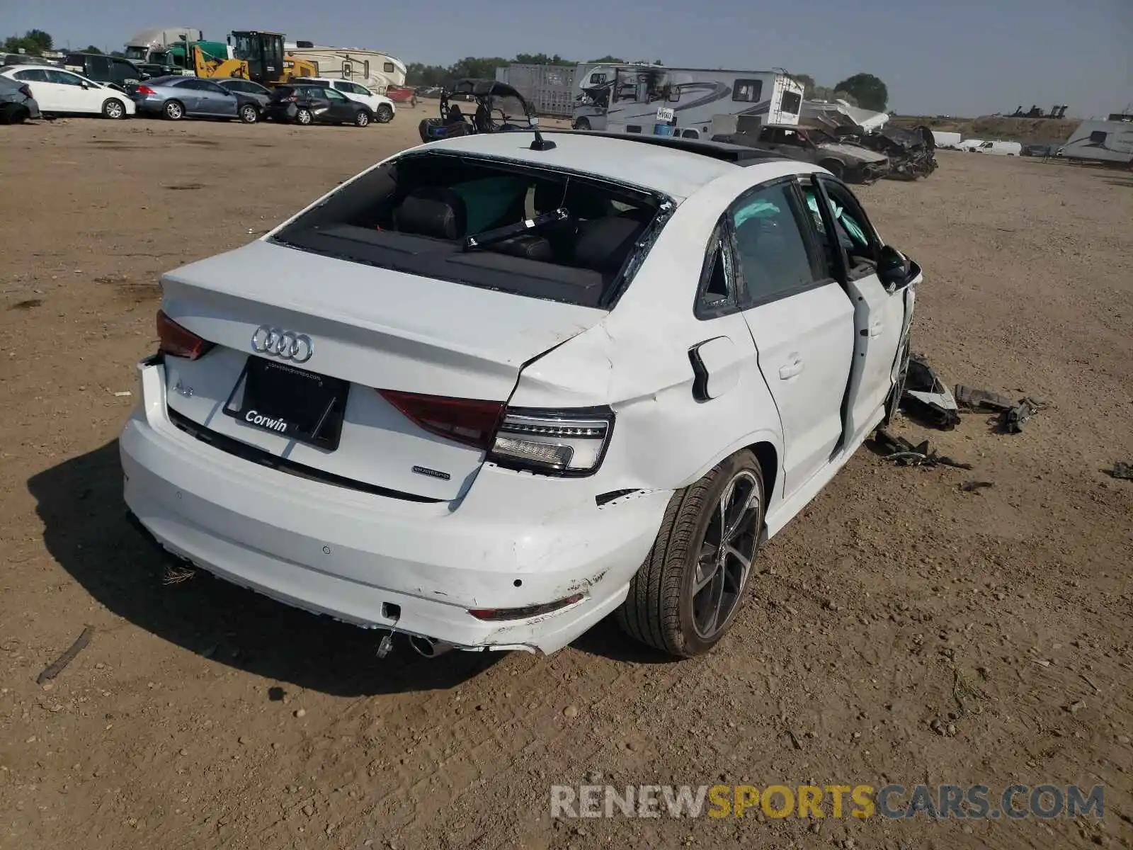 4 Photograph of a damaged car WAUBEGFF7LA079581 AUDI A3 2020