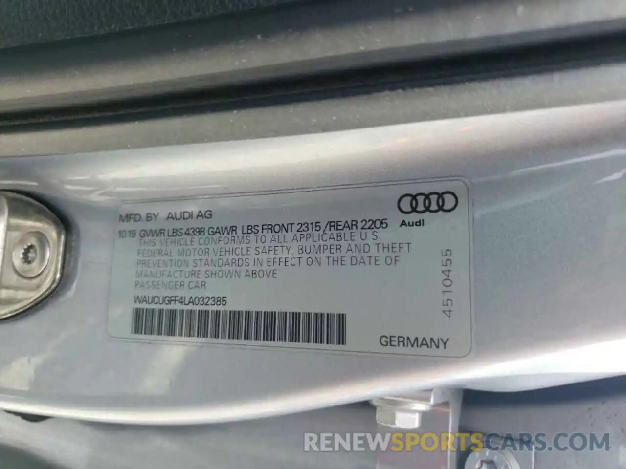 10 Фотография поврежденного автомобиля WAUCUGFF4LA032385 AUDI A3 2020