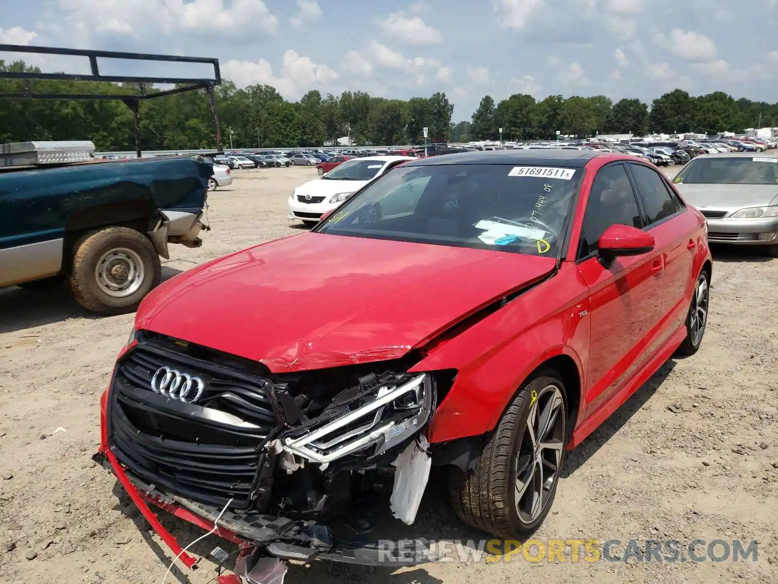 2 Фотография поврежденного автомобиля WAUJEGFF5LA022565 AUDI A3 2020