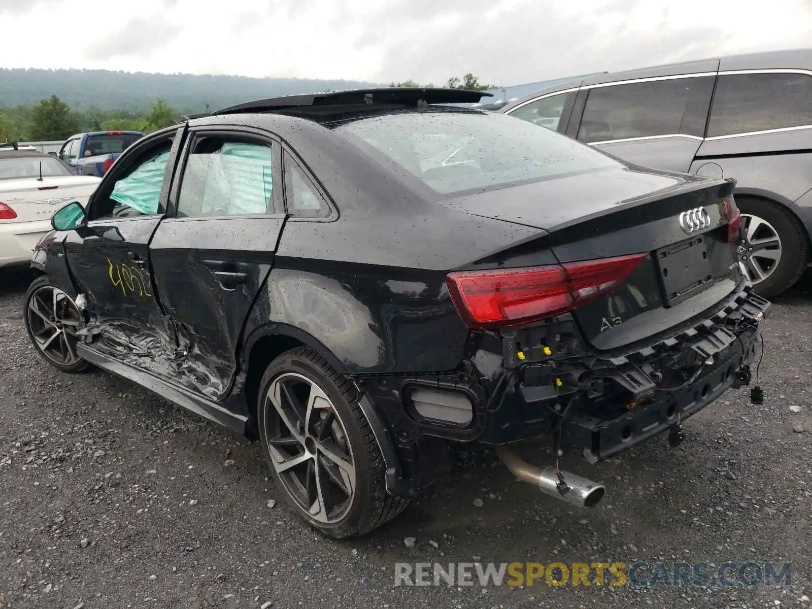 3 Photograph of a damaged car WAUJEGFF7LA039707 AUDI A3 2020