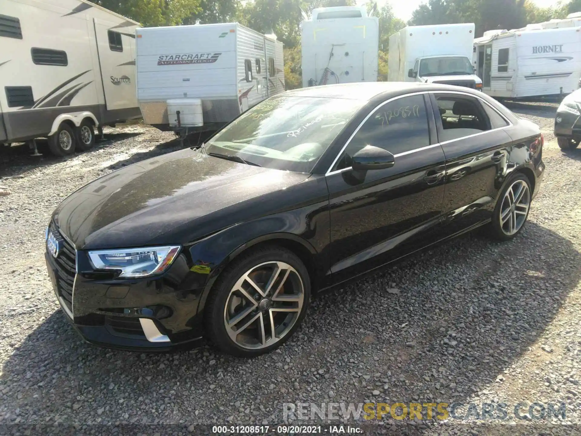 2 Фотография поврежденного автомобиля WAUBEGFF2KA080233 AUDI A3 SEDAN 2019