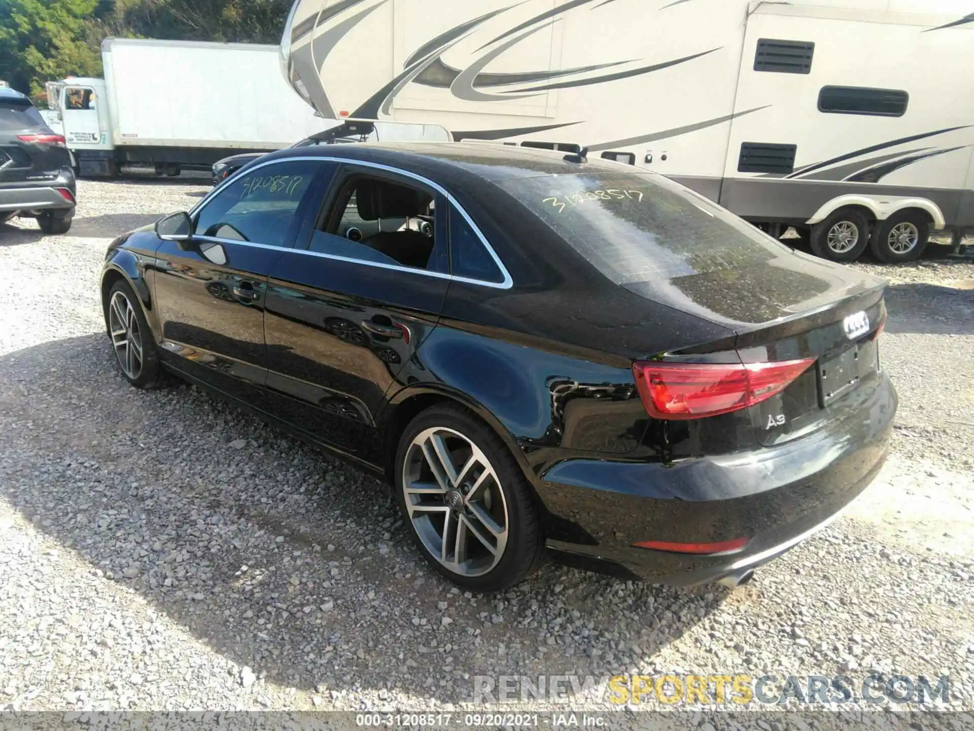 3 Фотография поврежденного автомобиля WAUBEGFF2KA080233 AUDI A3 SEDAN 2019