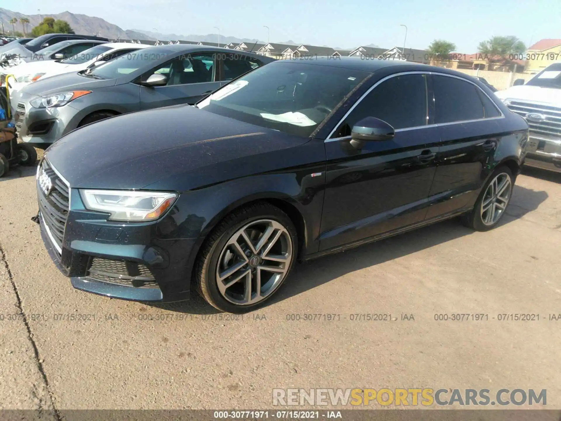 2 Фотография поврежденного автомобиля WAUGUGFF5KA096421 AUDI A3 SEDAN 2019