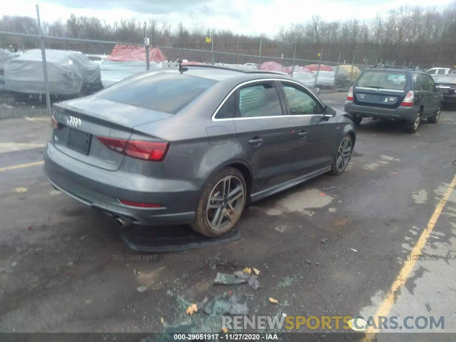 4 Фотография поврежденного автомобиля WAUJEGFF8KA081012 AUDI A3 SEDAN 2019