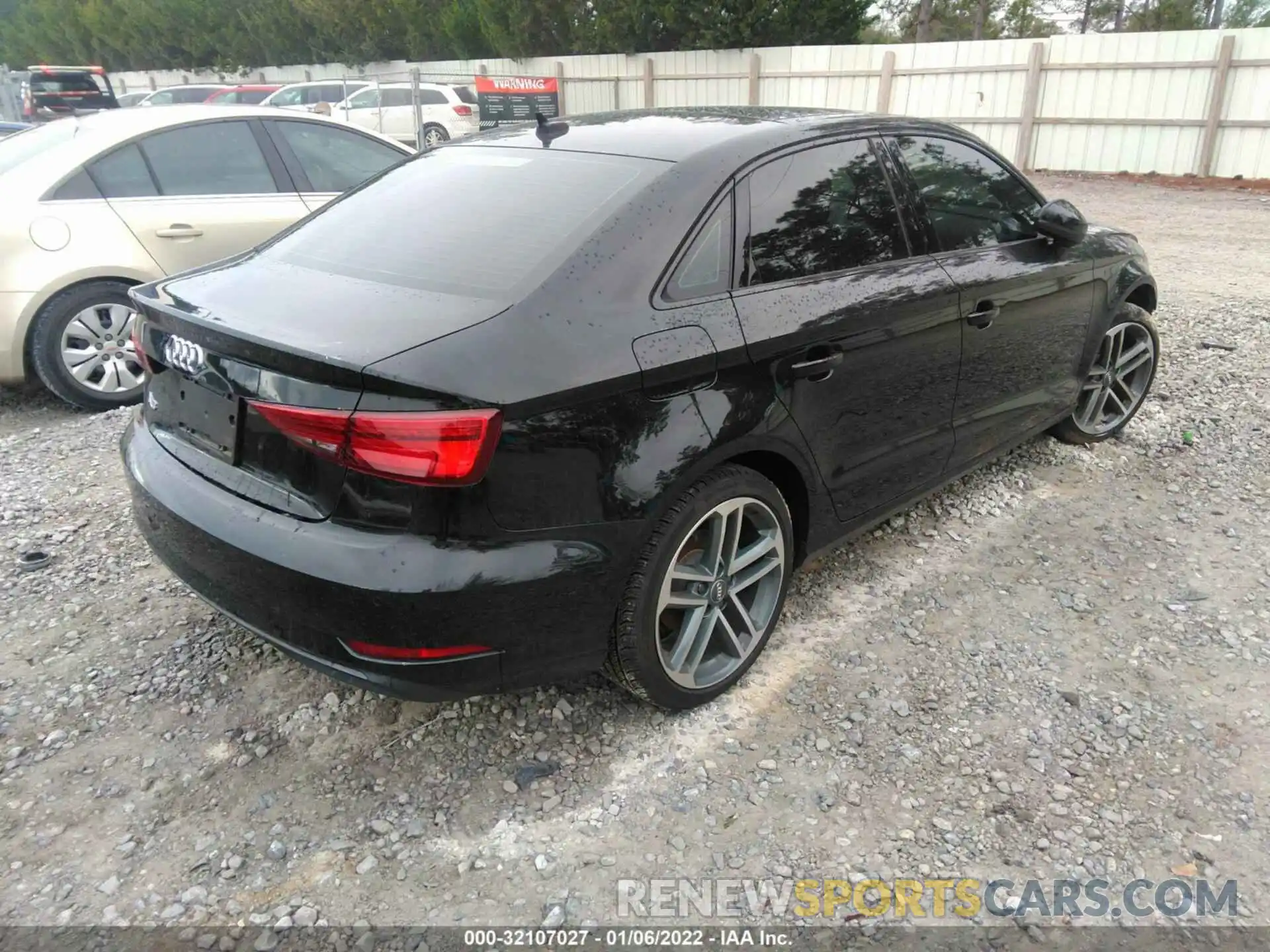 4 Фотография поврежденного автомобиля WAUAUGFF3LA105723 AUDI A3 SEDAN 2020