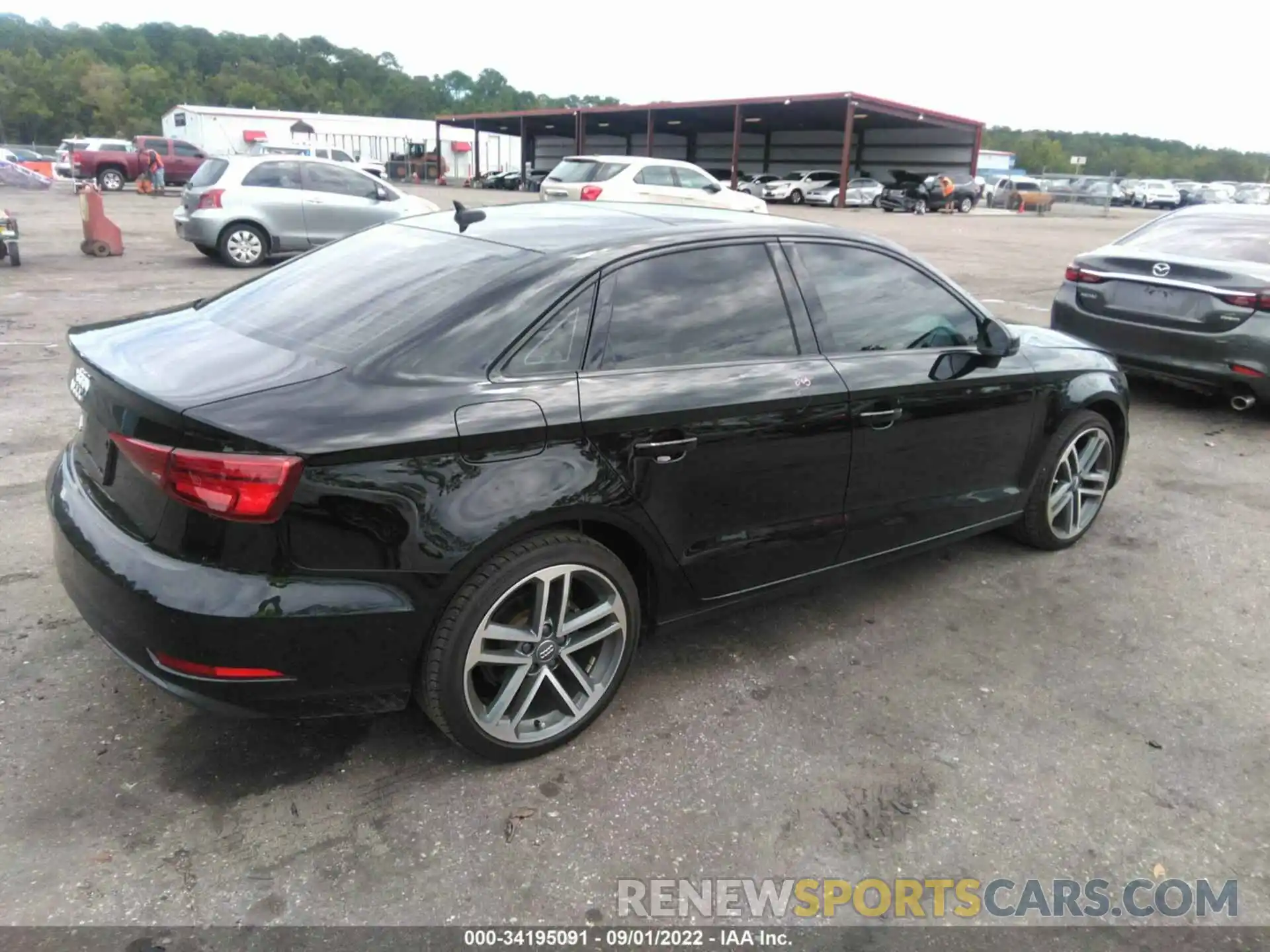 4 Фотография поврежденного автомобиля WAUAUGFF6LA074581 AUDI A3 SEDAN 2020