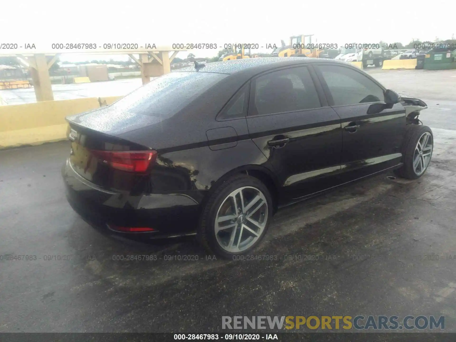 4 Фотография поврежденного автомобиля WAUAUGFF6LA097830 AUDI A3 SEDAN 2020