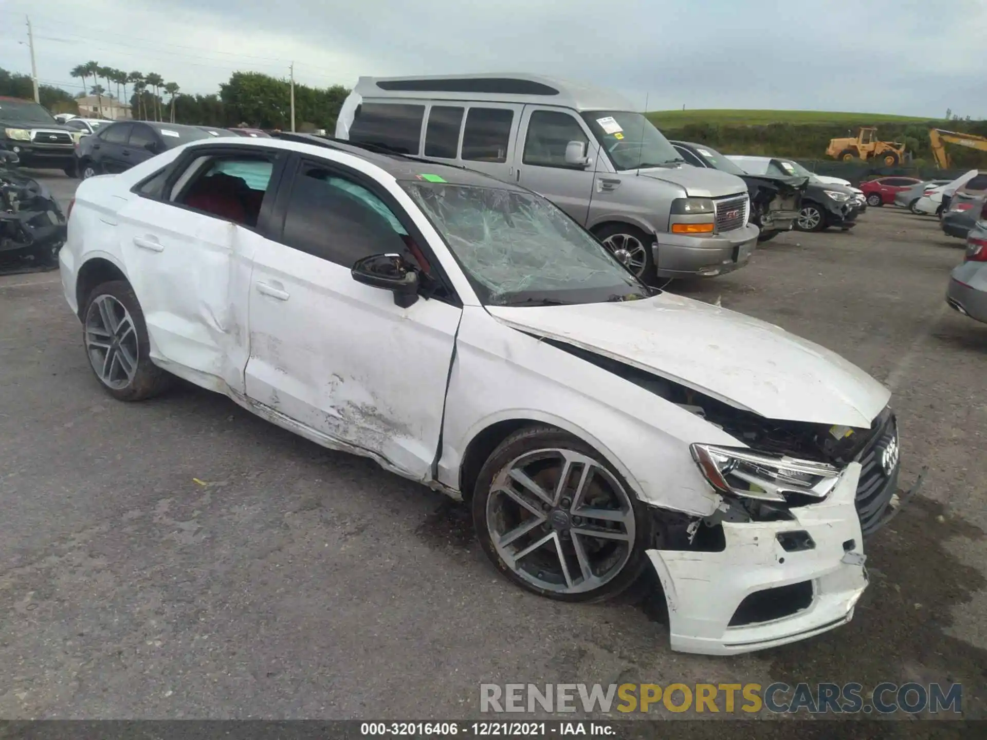 1 Photograph of a damaged car WAUAUGFF7LA096475 AUDI A3 SEDAN 2020