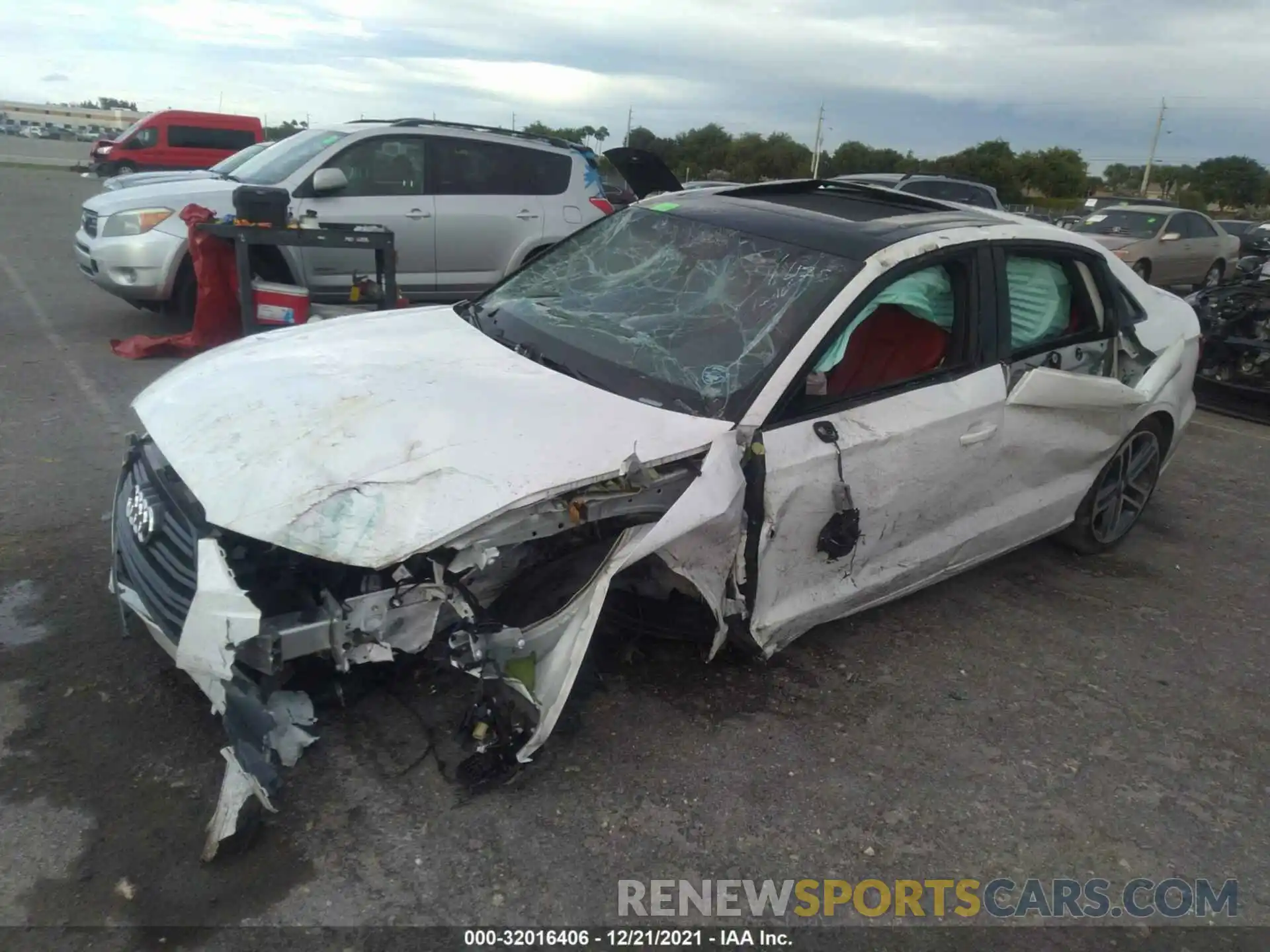 2 Photograph of a damaged car WAUAUGFF7LA096475 AUDI A3 SEDAN 2020