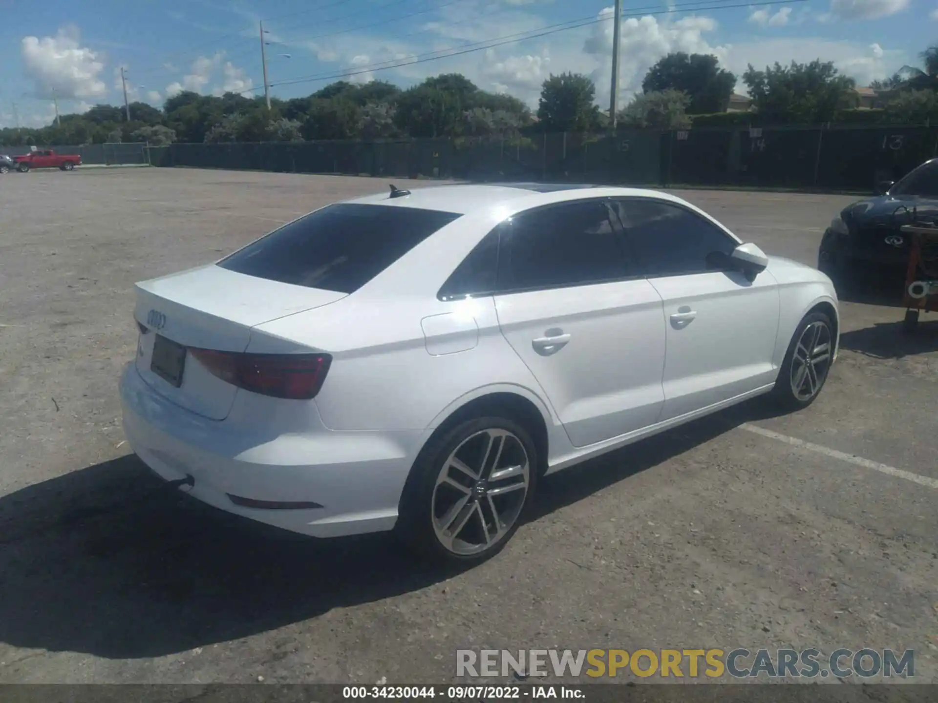 4 Photograph of a damaged car WAUAUGFF9LA094582 AUDI A3 SEDAN 2020