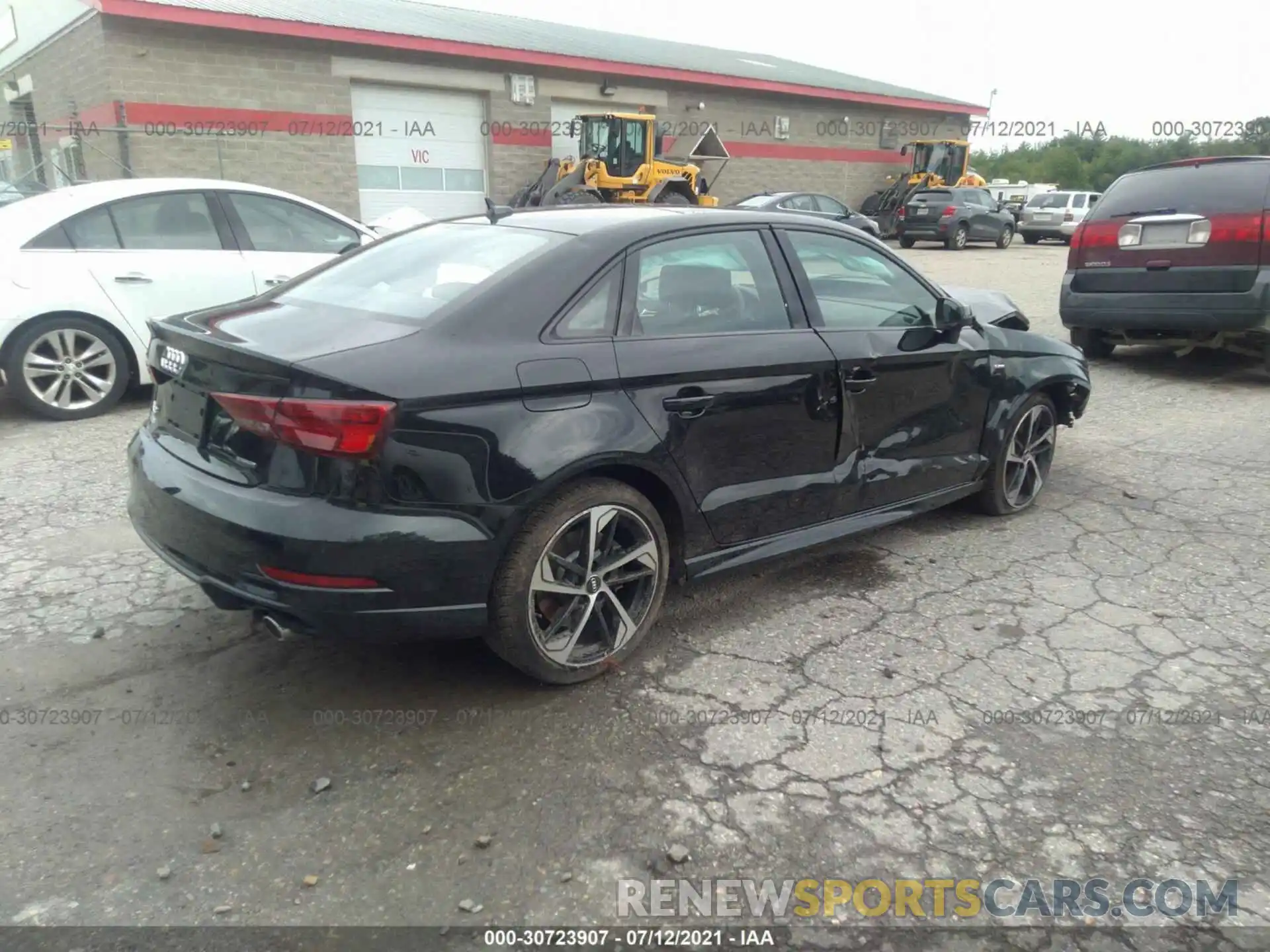 4 Фотография поврежденного автомобиля WAUBEGFF6LA104924 AUDI A3 SEDAN 2020