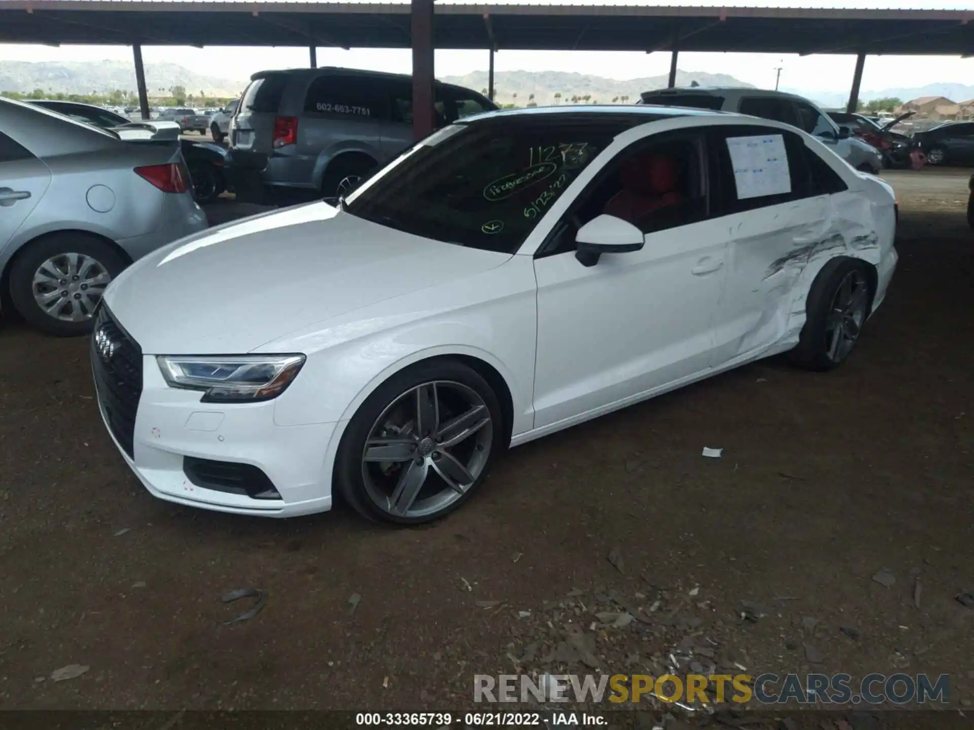 2 Фотография поврежденного автомобиля WAUCUGFF6LA004944 AUDI A3 SEDAN 2020