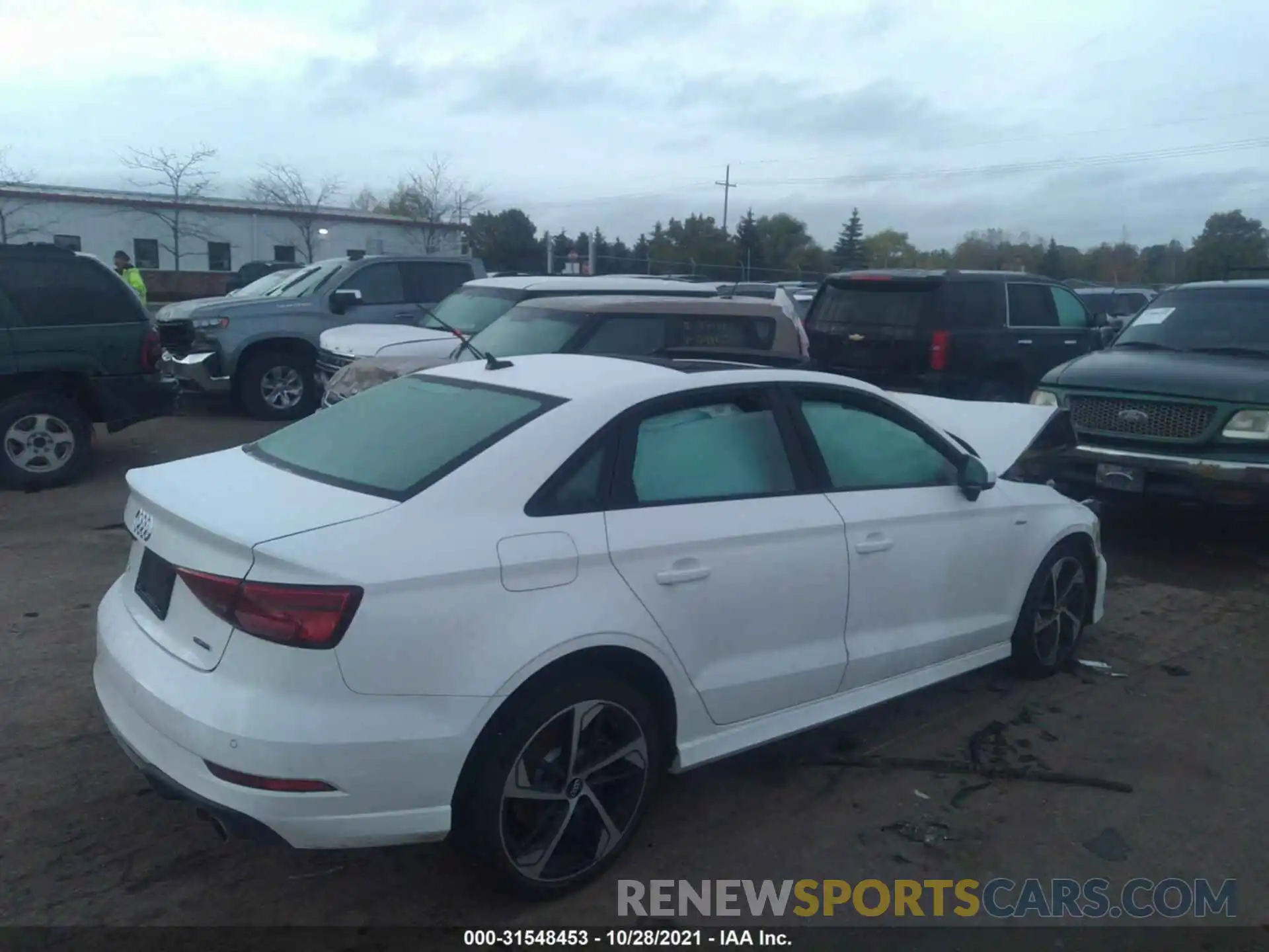 4 Photograph of a damaged car WAUJEGFF5LA032593 AUDI A3 SEDAN 2020