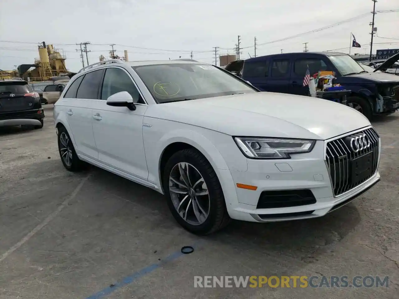 1 Photograph of a damaged car WA18NAF40KA042910 AUDI A4 2019