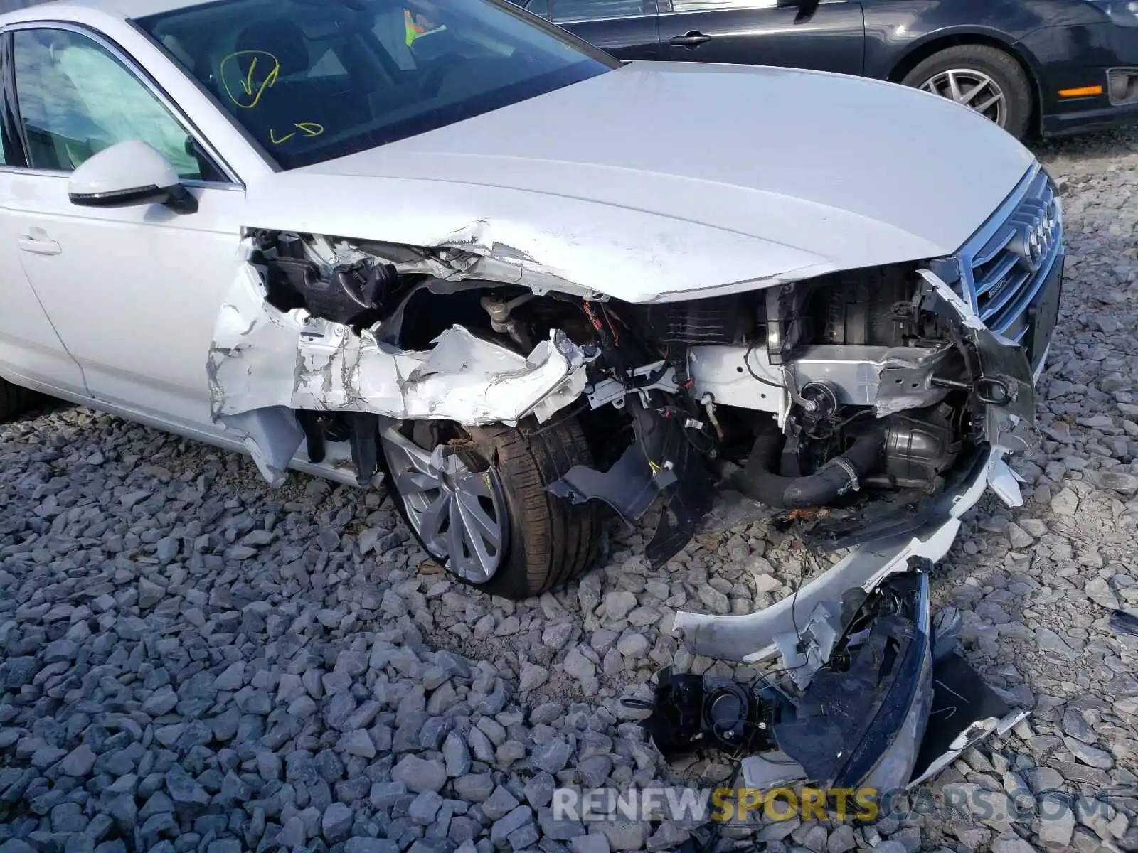 9 Photograph of a damaged car WAUANAF42KN020548 AUDI A4 2019