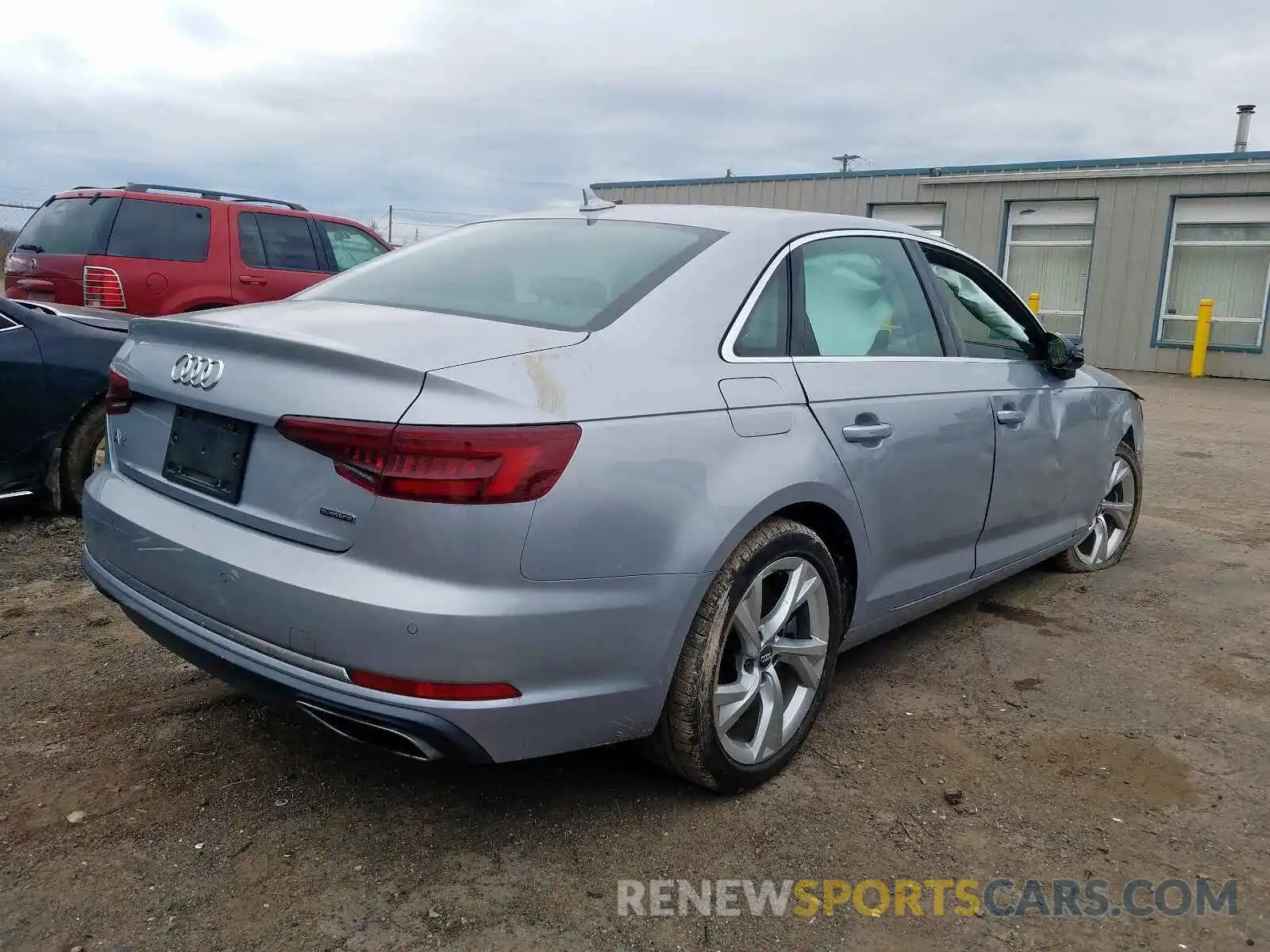 4 Фотография поврежденного автомобиля WAUBNAF44KN007384 AUDI A4 2019