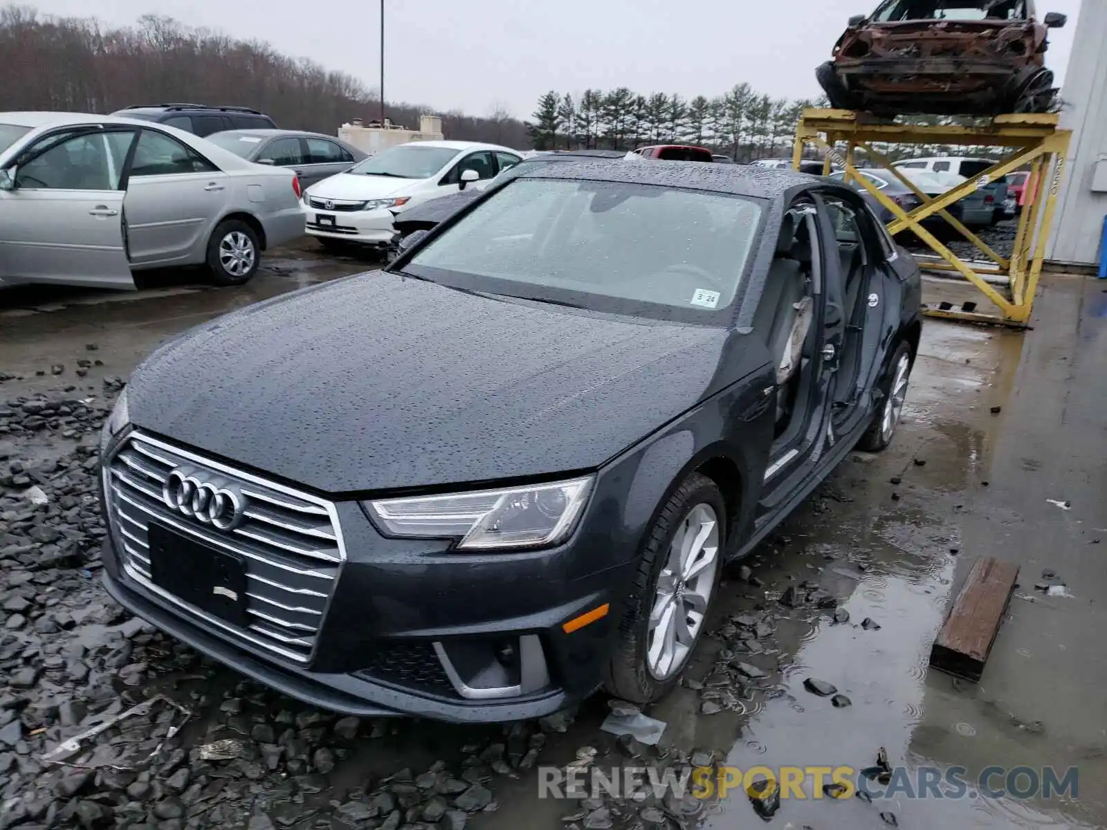 2 Фотография поврежденного автомобиля WAUDNAF41KN008436 AUDI A4 2019